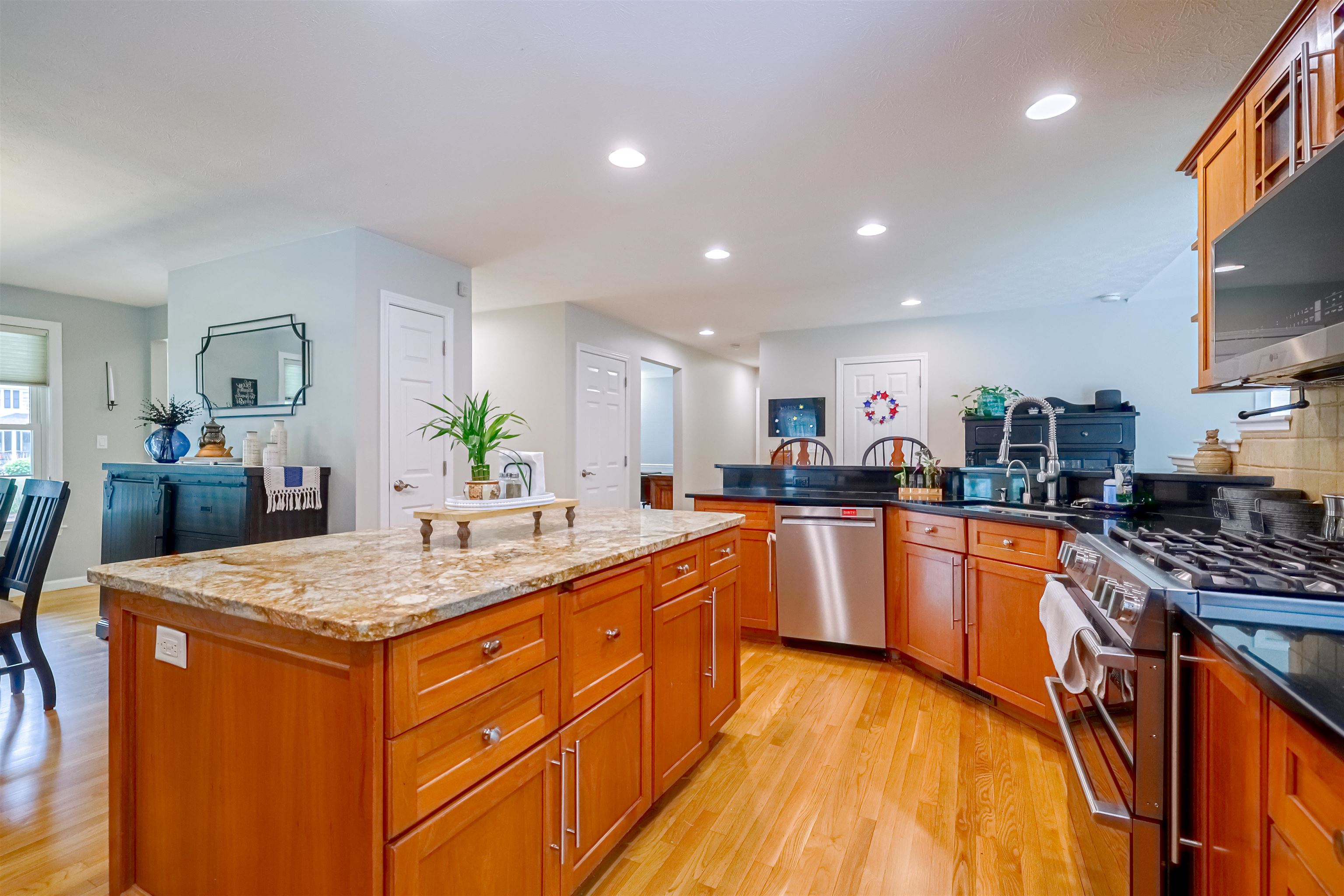 9 Taconic Drive Property Photo 6