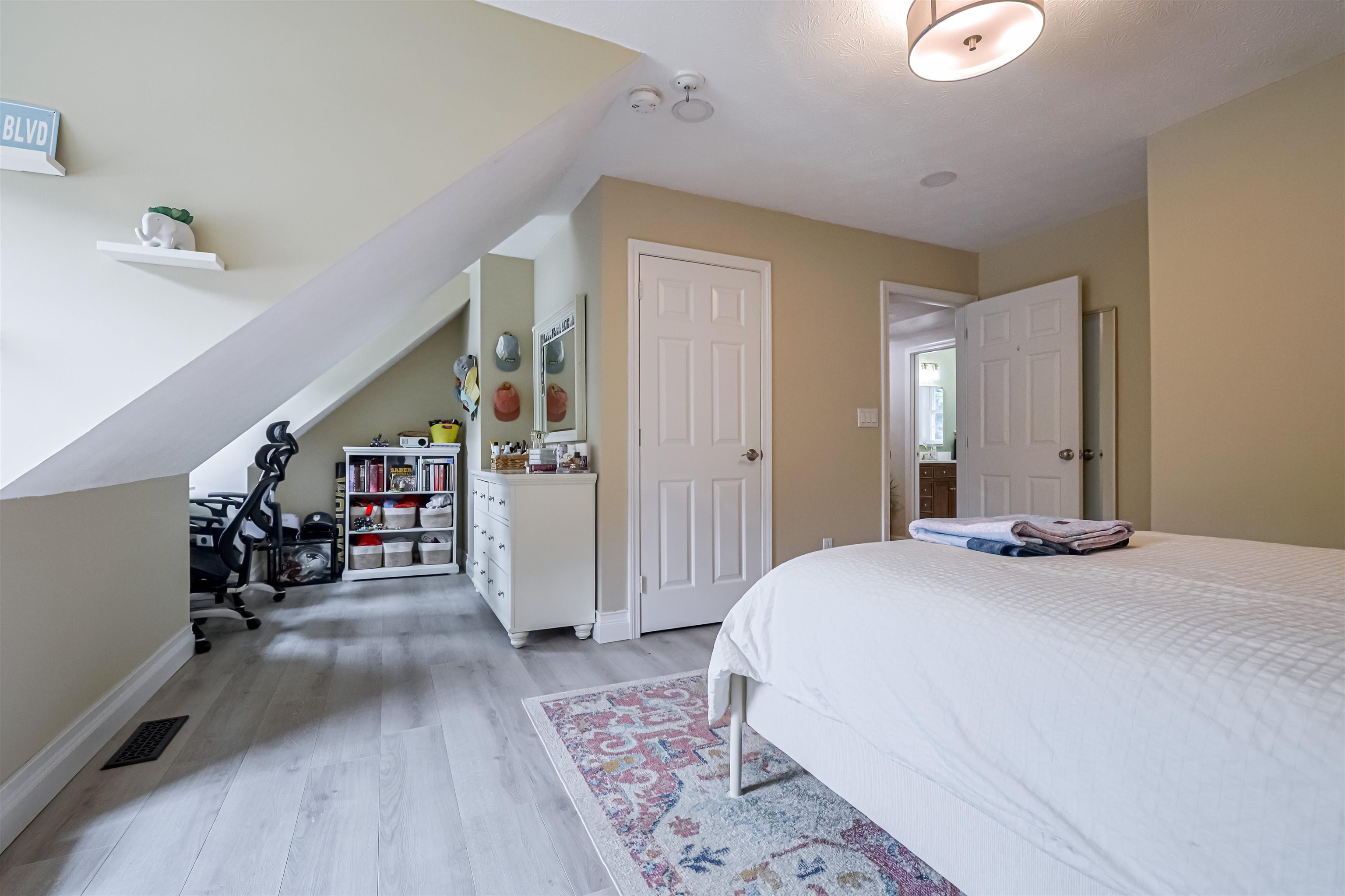 9 Taconic Drive Property Photo 32