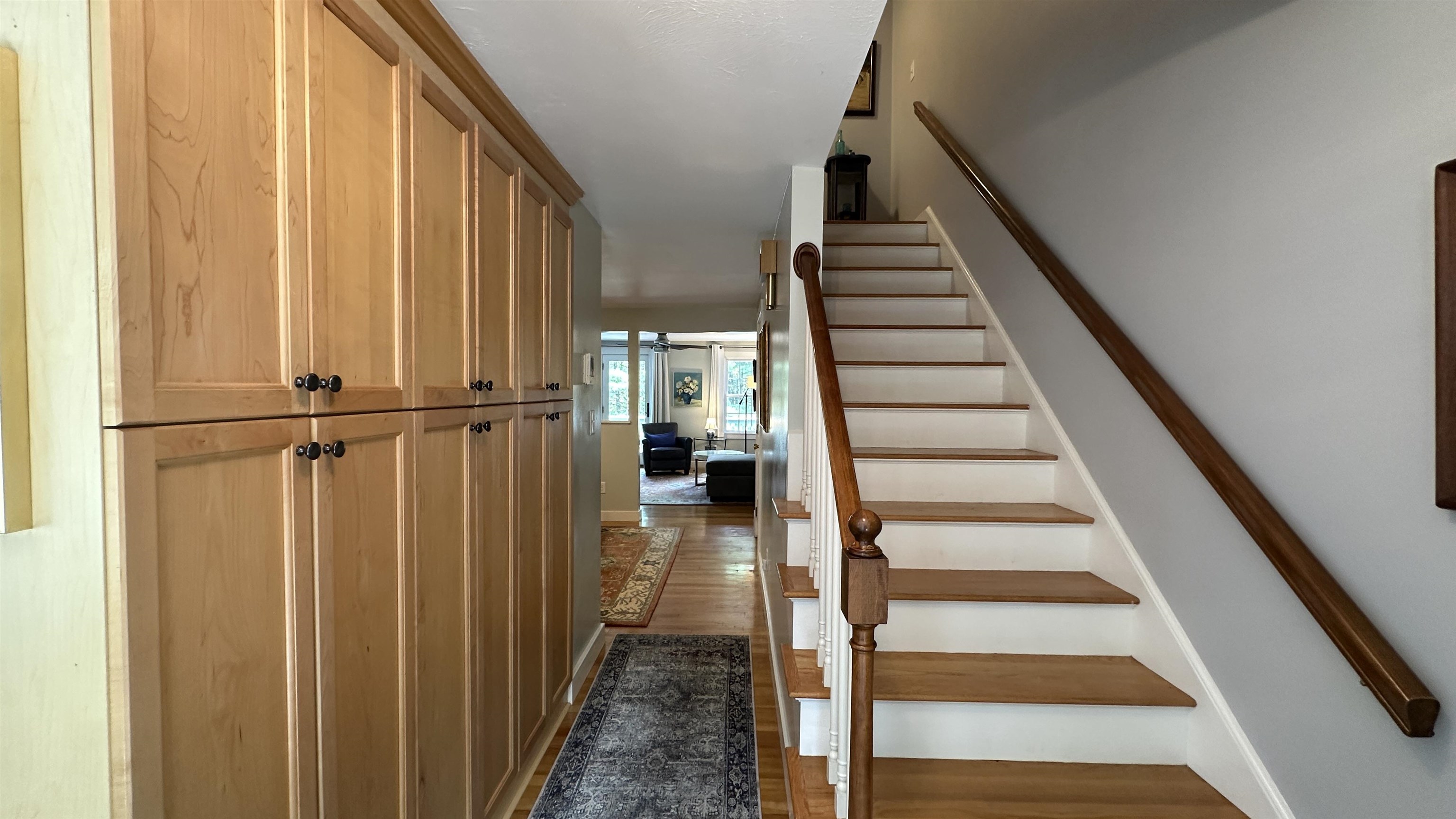 3 Governor Square Property Photo 5