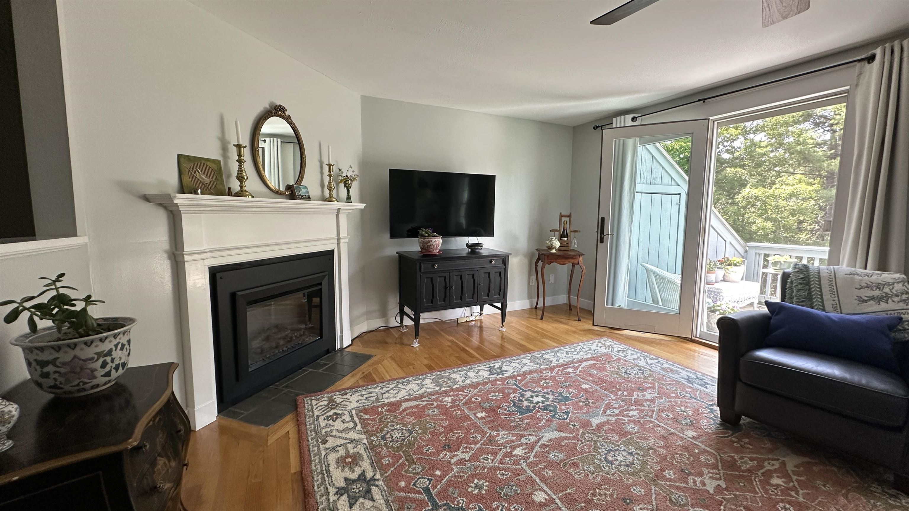 3 Governor Square Property Photo 15