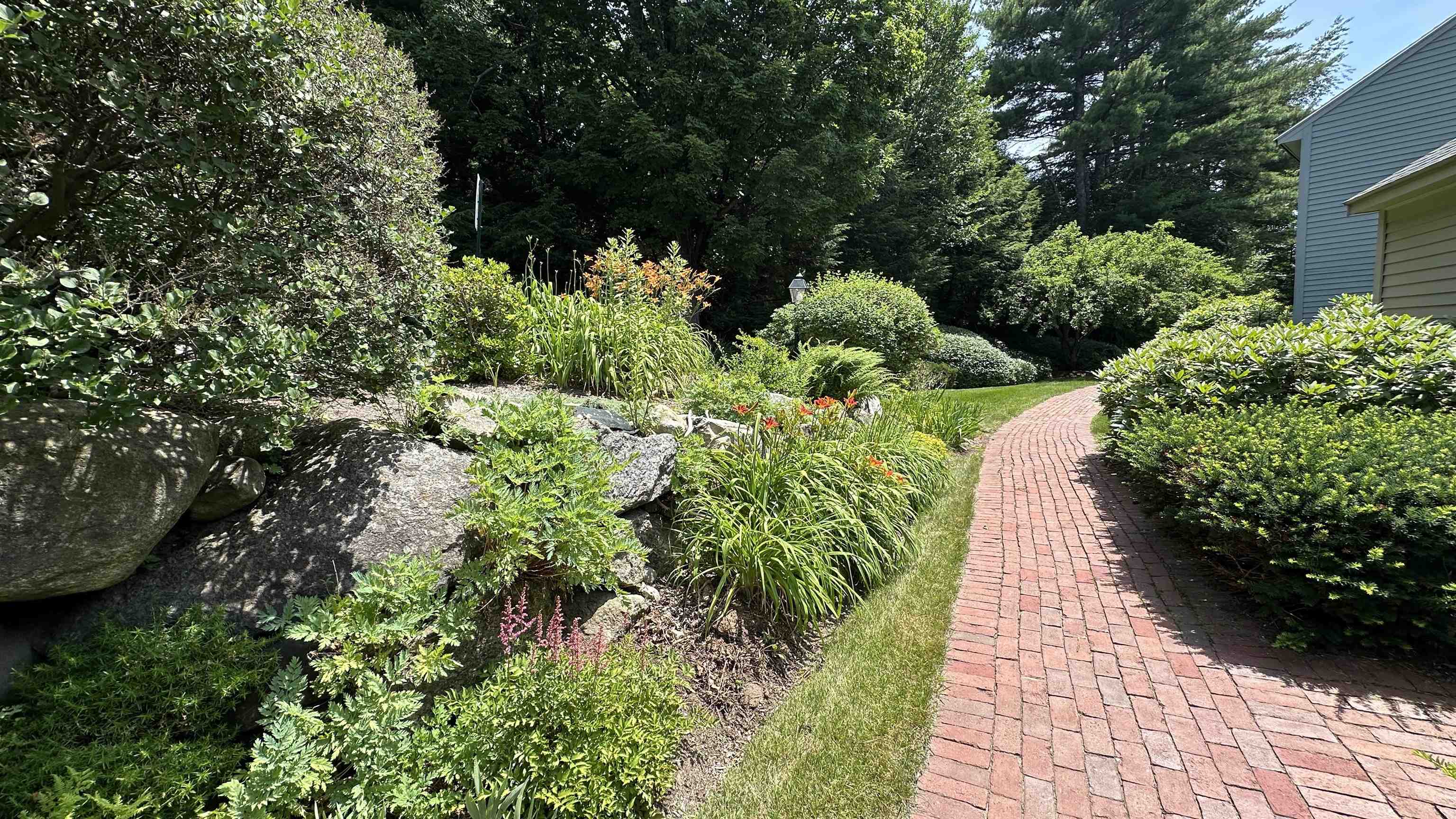 3 Governor Square Property Photo 35