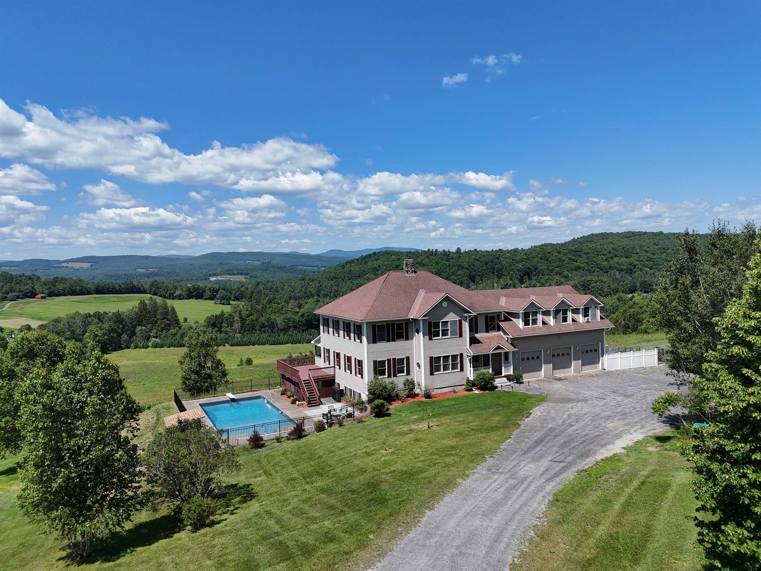 525 Sheldon Brook Road Property Photo 1