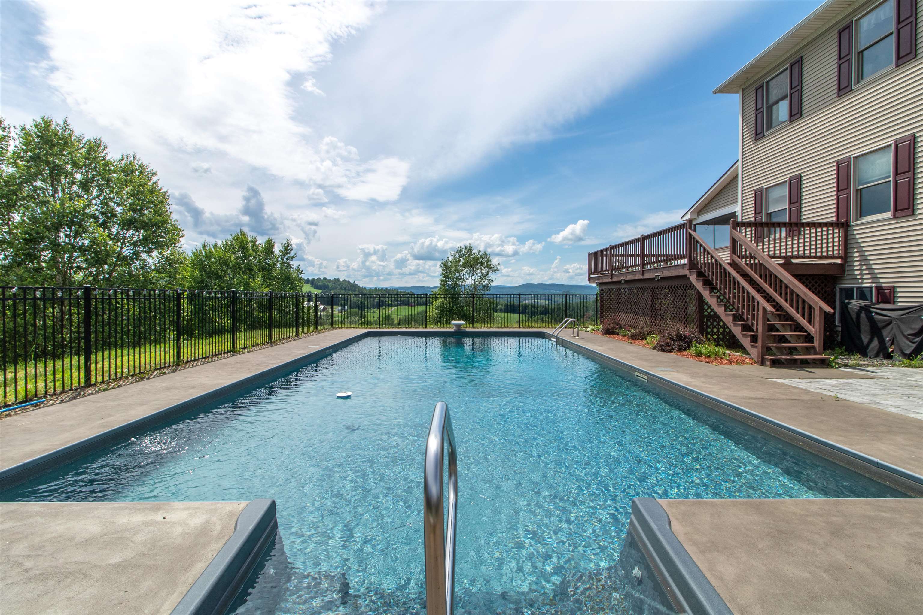 525 Sheldon Brook Road Property Photo 6