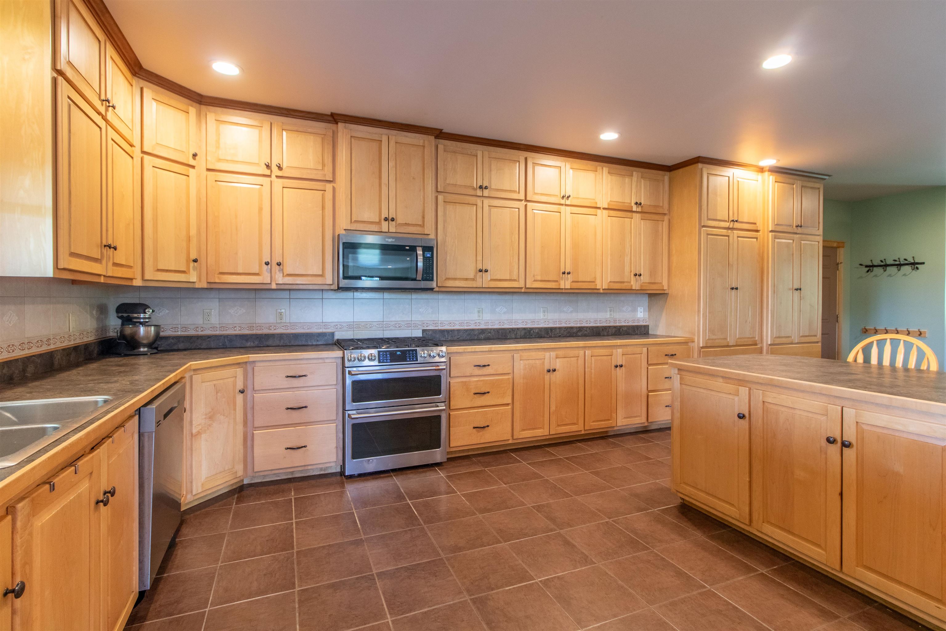 525 Sheldon Brook Road Property Photo 11