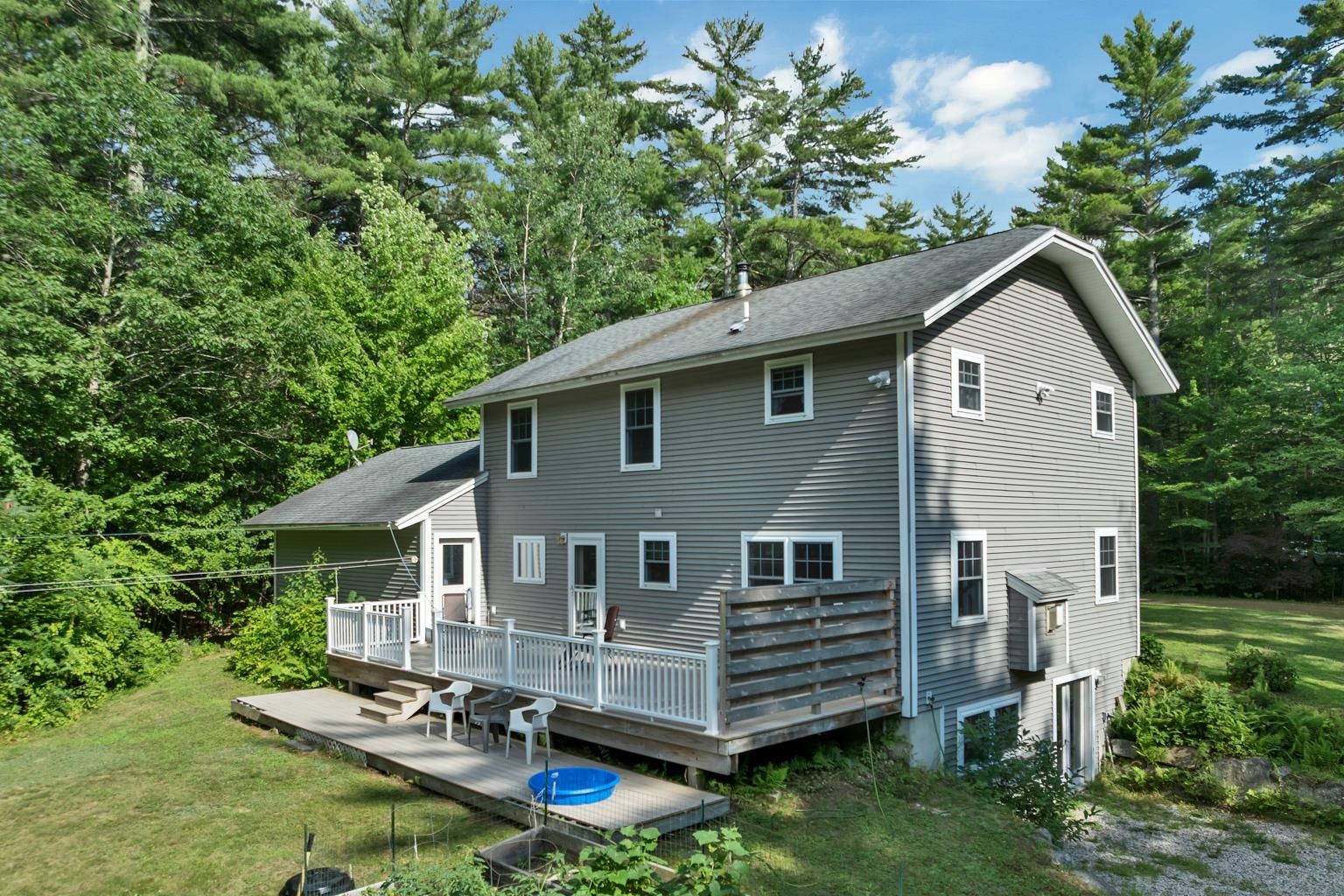 40 Friar Tuck Way Property Photo 4