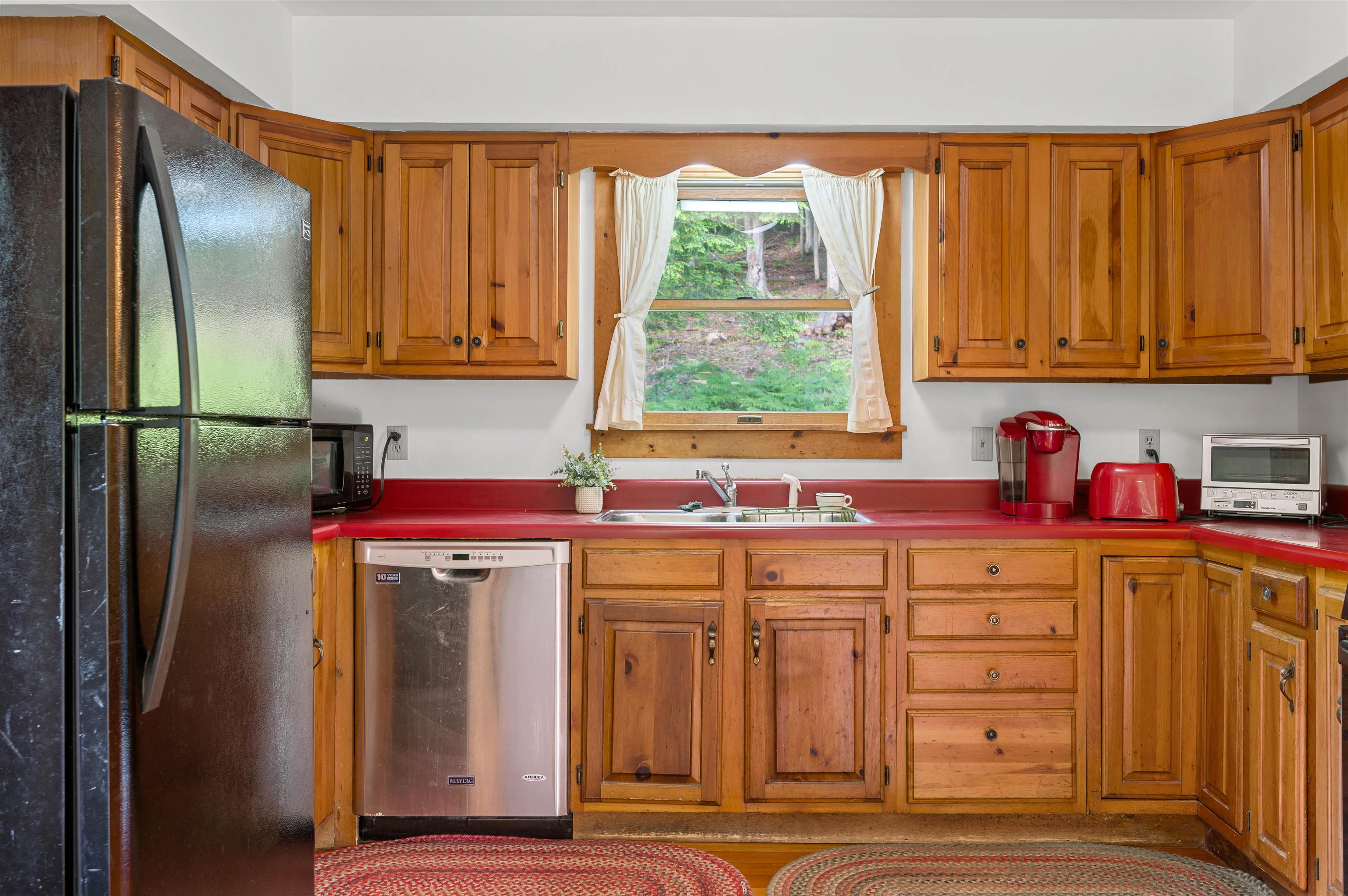 254 Macey Road Property Photo 7