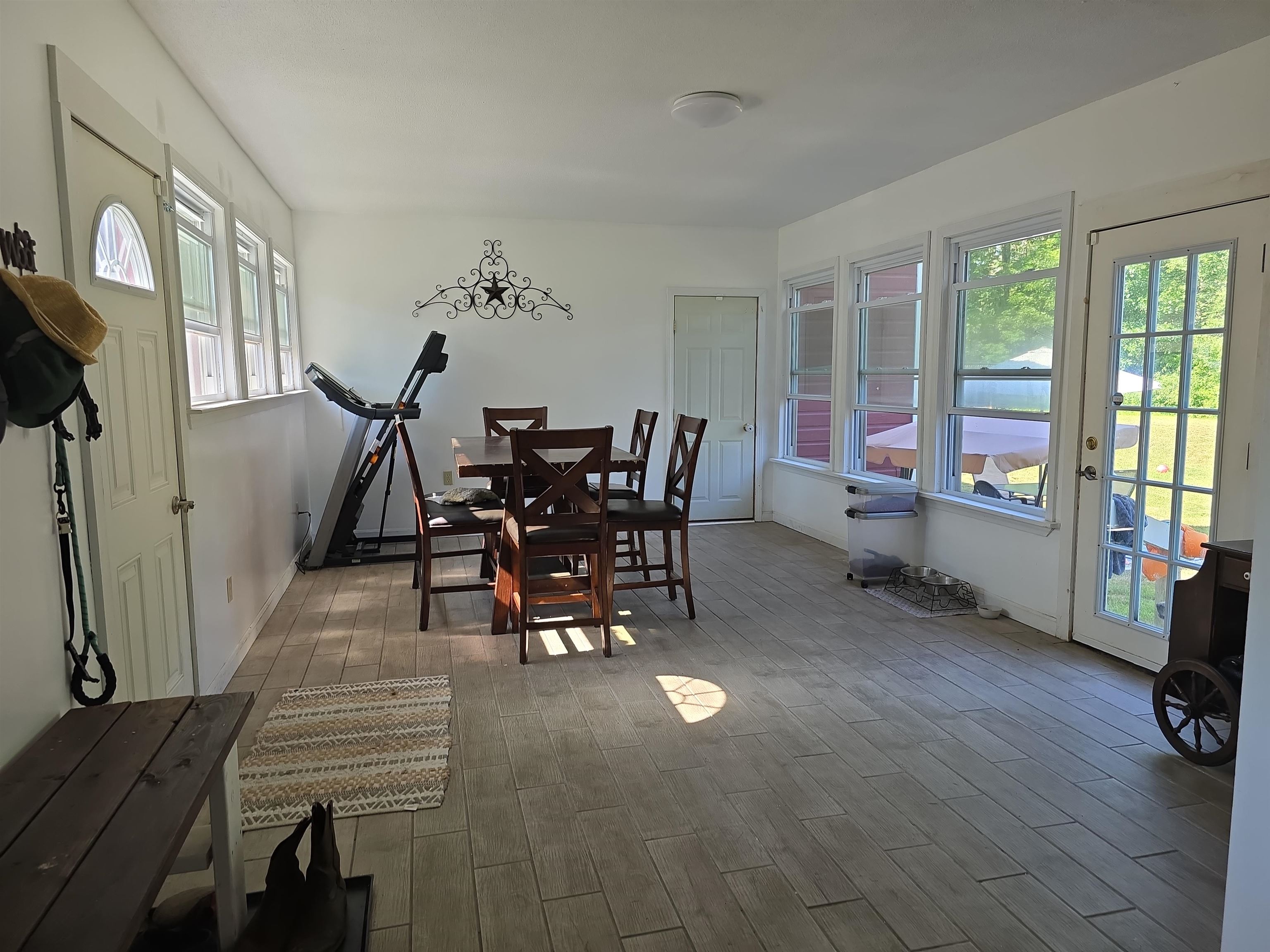469 Old Claremont Road Property Photo 15