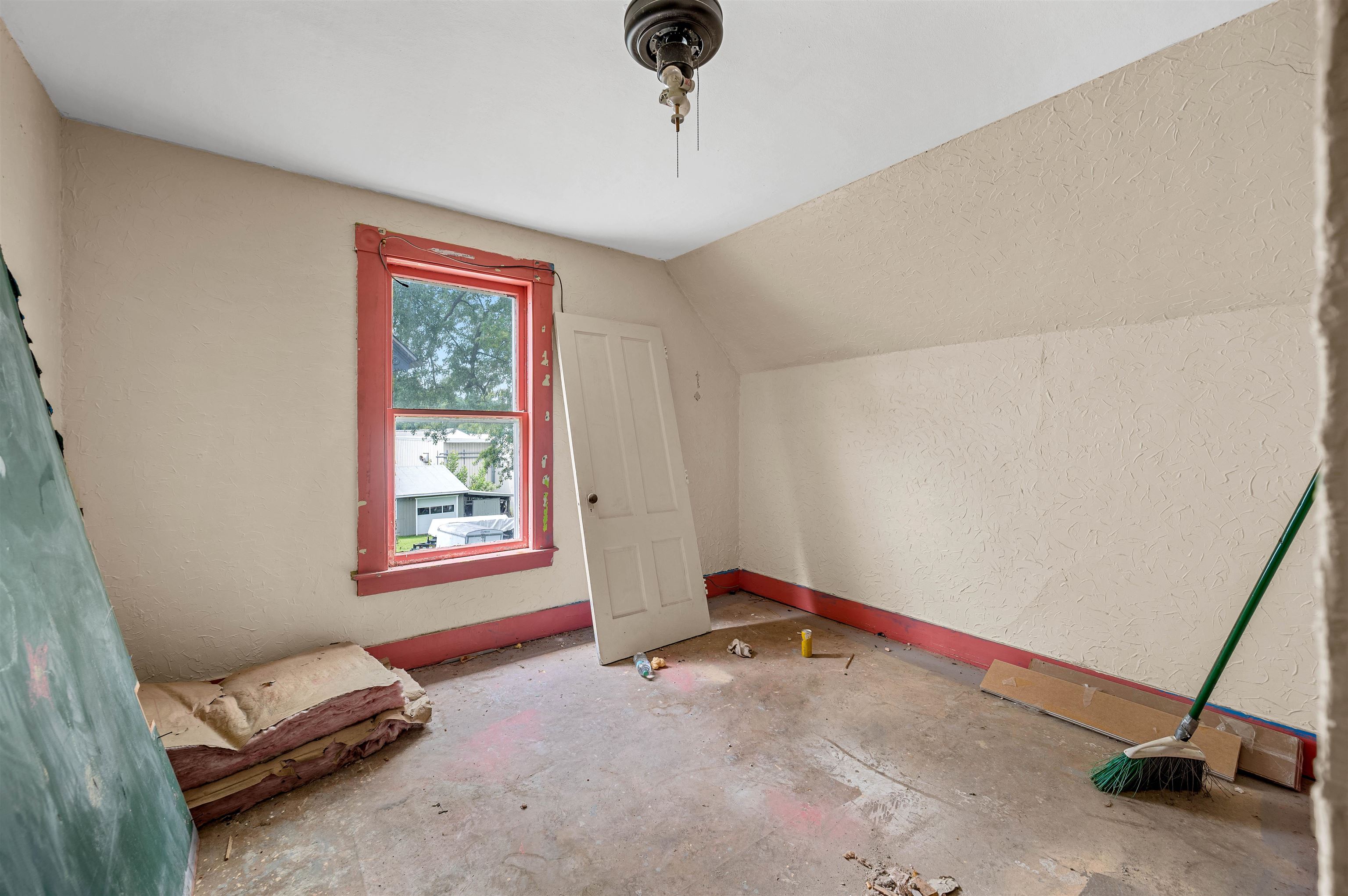 34 Willey Street Property Photo 29