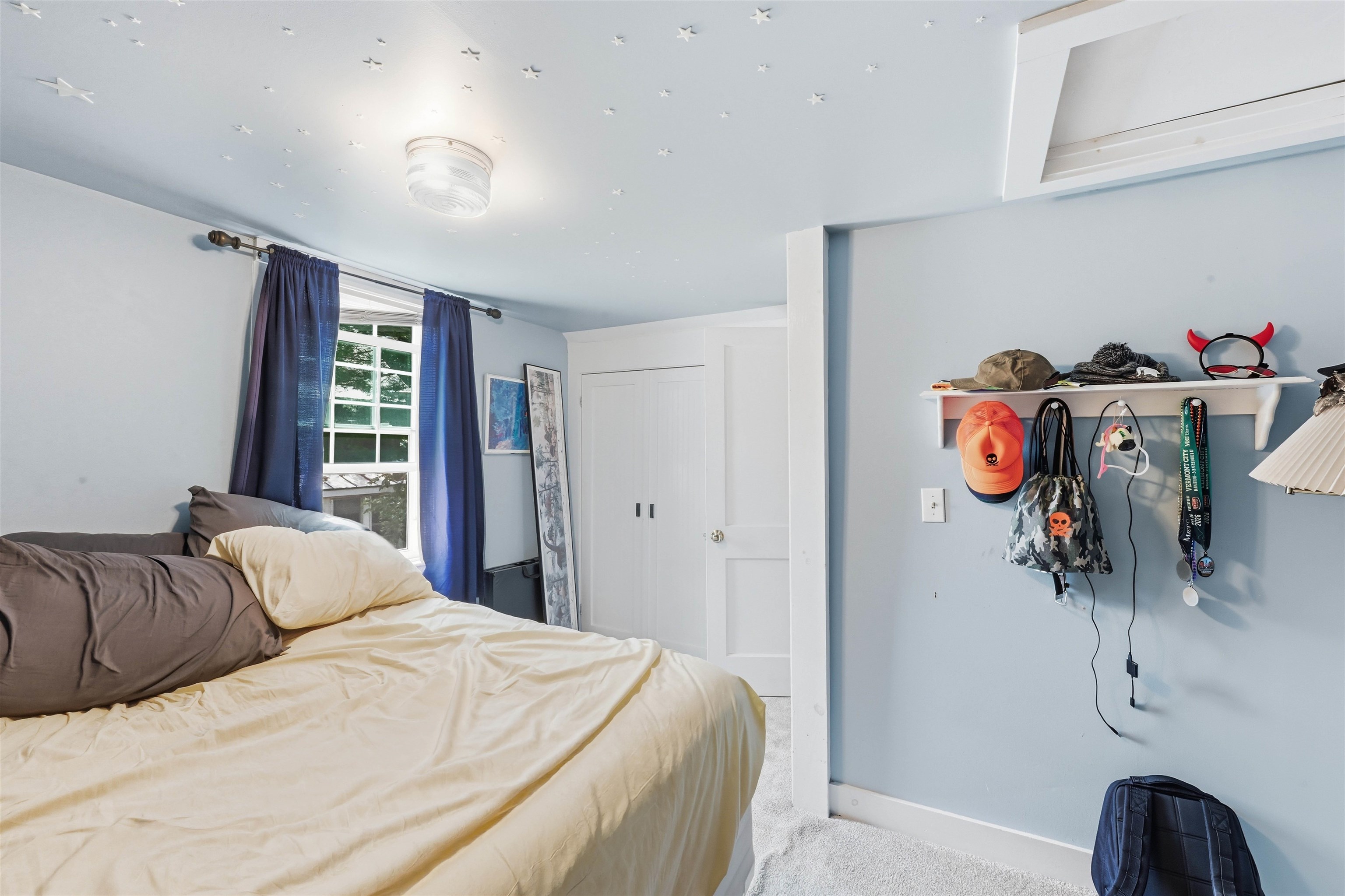 194 Malletts Bay Avenue Property Photo 12