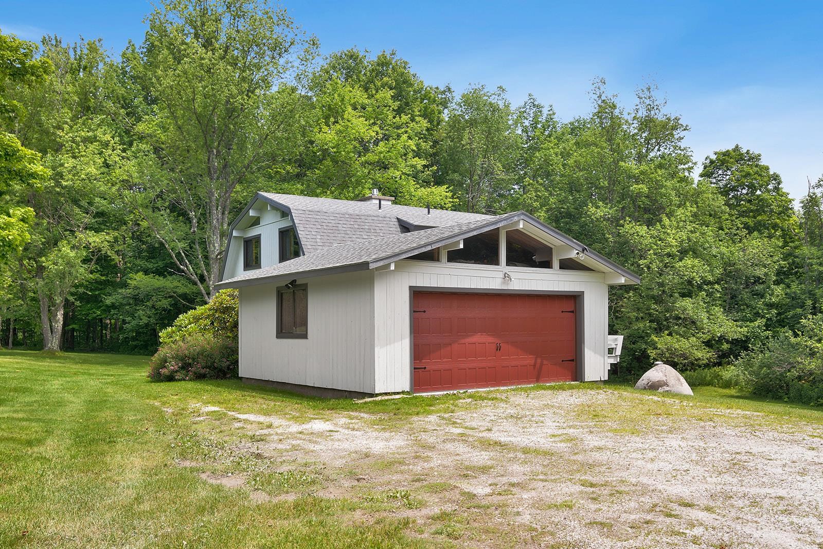 953 Lincoln Gap Road Property Photo 4