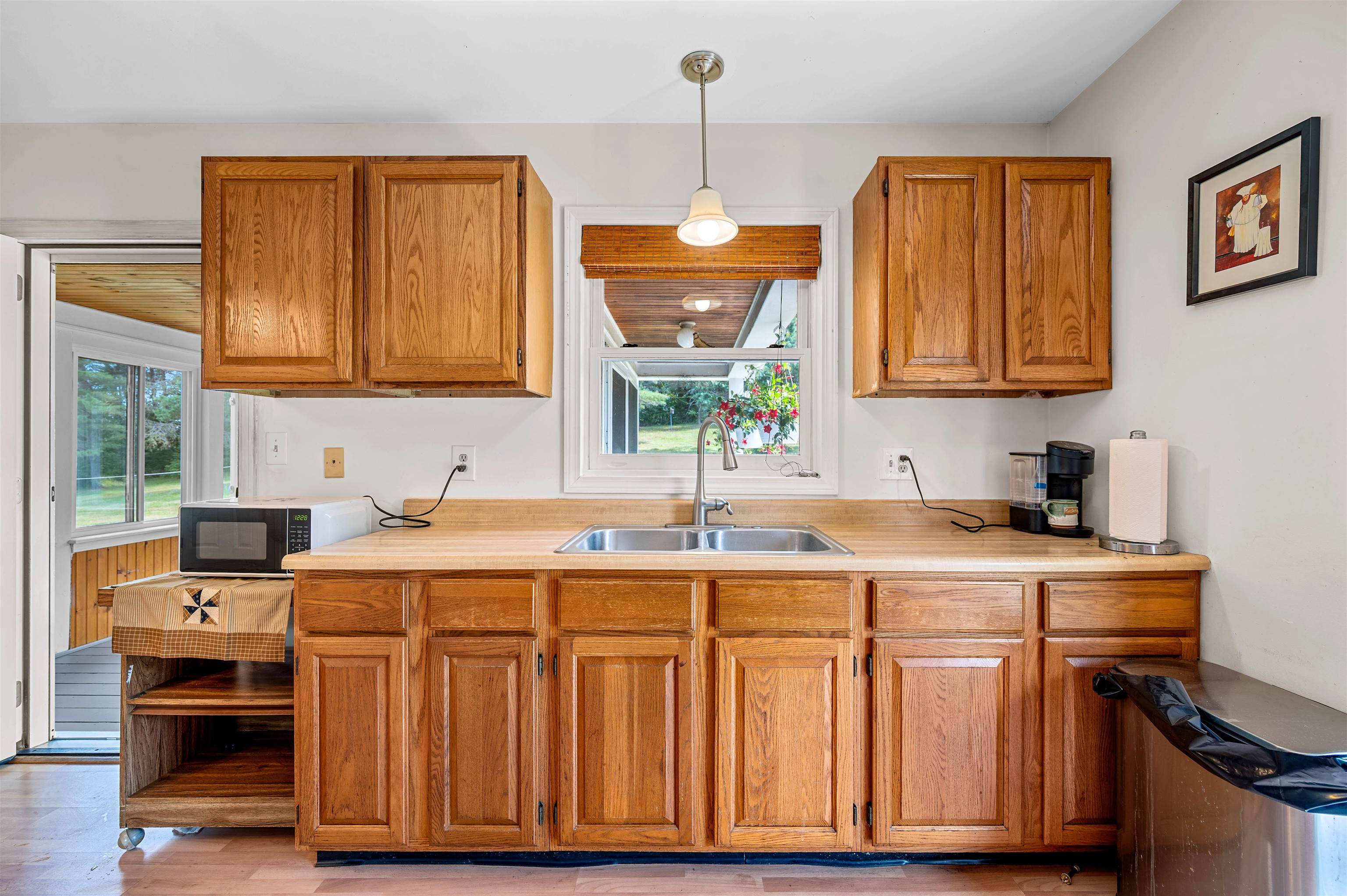 2323 Snowbridge Road Property Photo 6