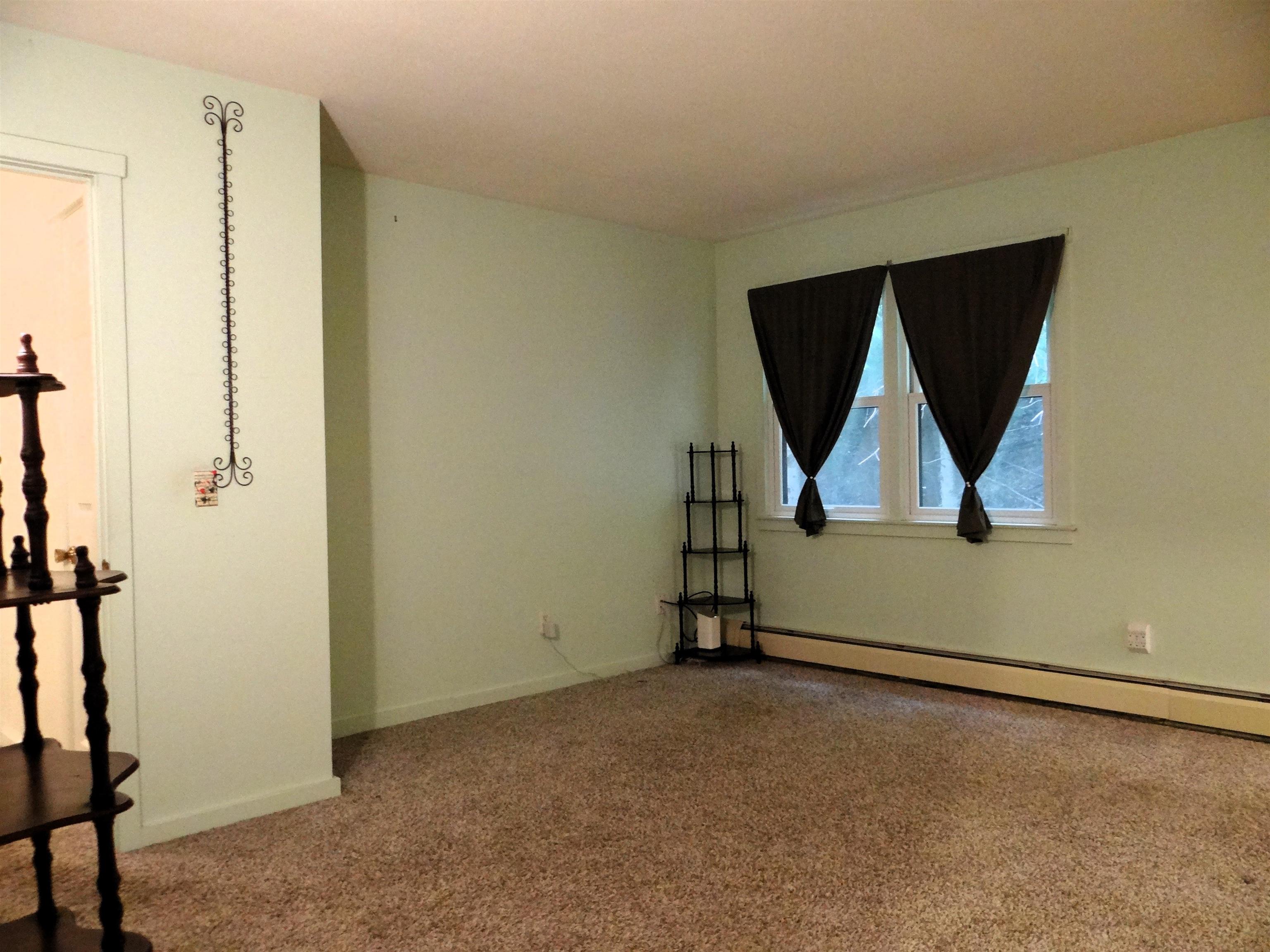 31 Pleasant Street Property Photo 27