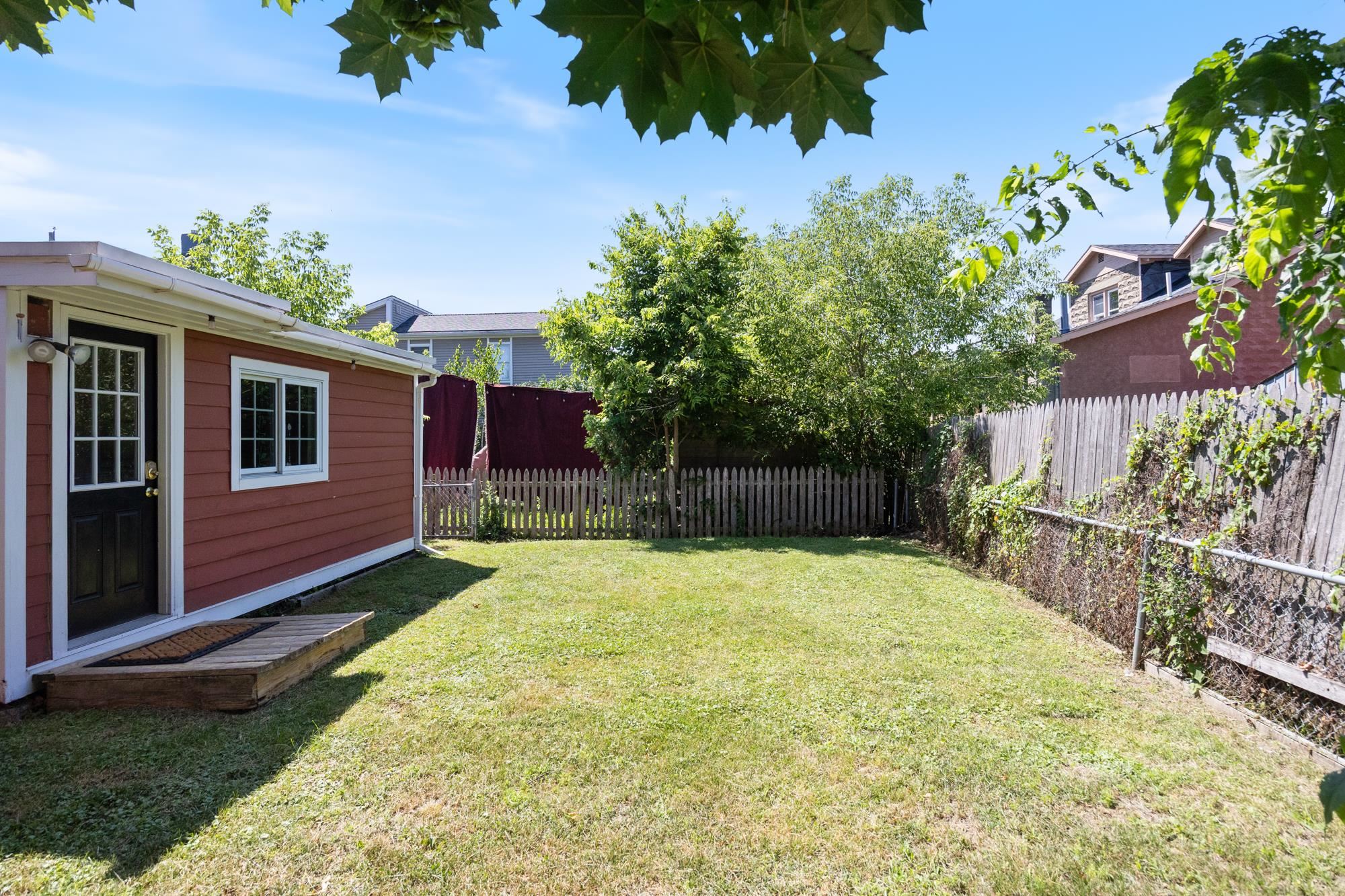47 Pitkin Street Property Photo 35