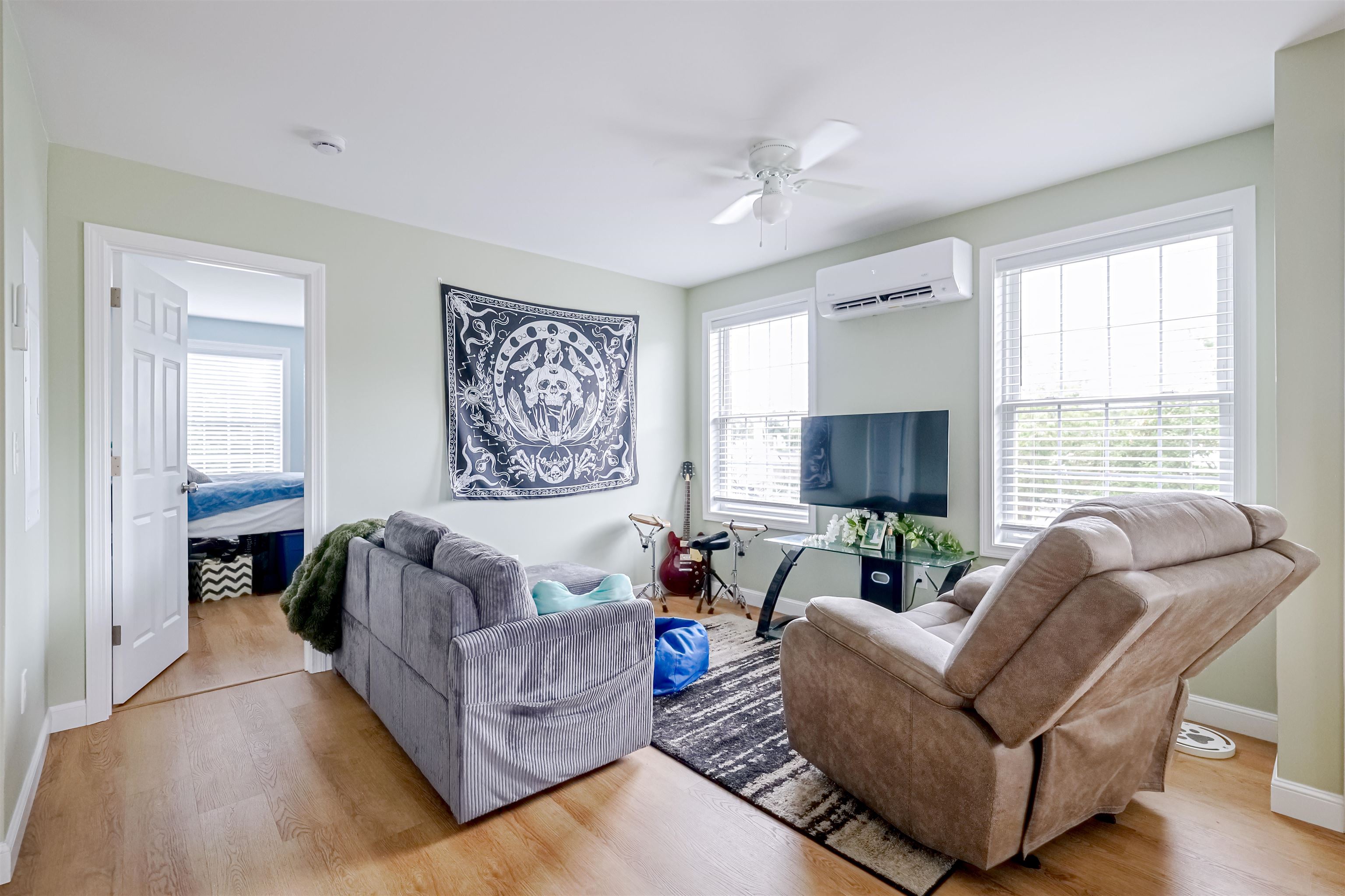 13 Myrtle Street Property Photo 23