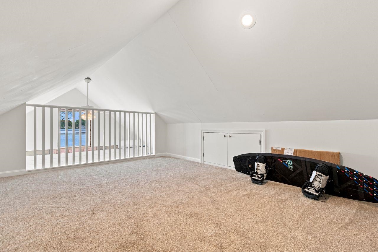 10 Silver Lake Drive Property Photo 14