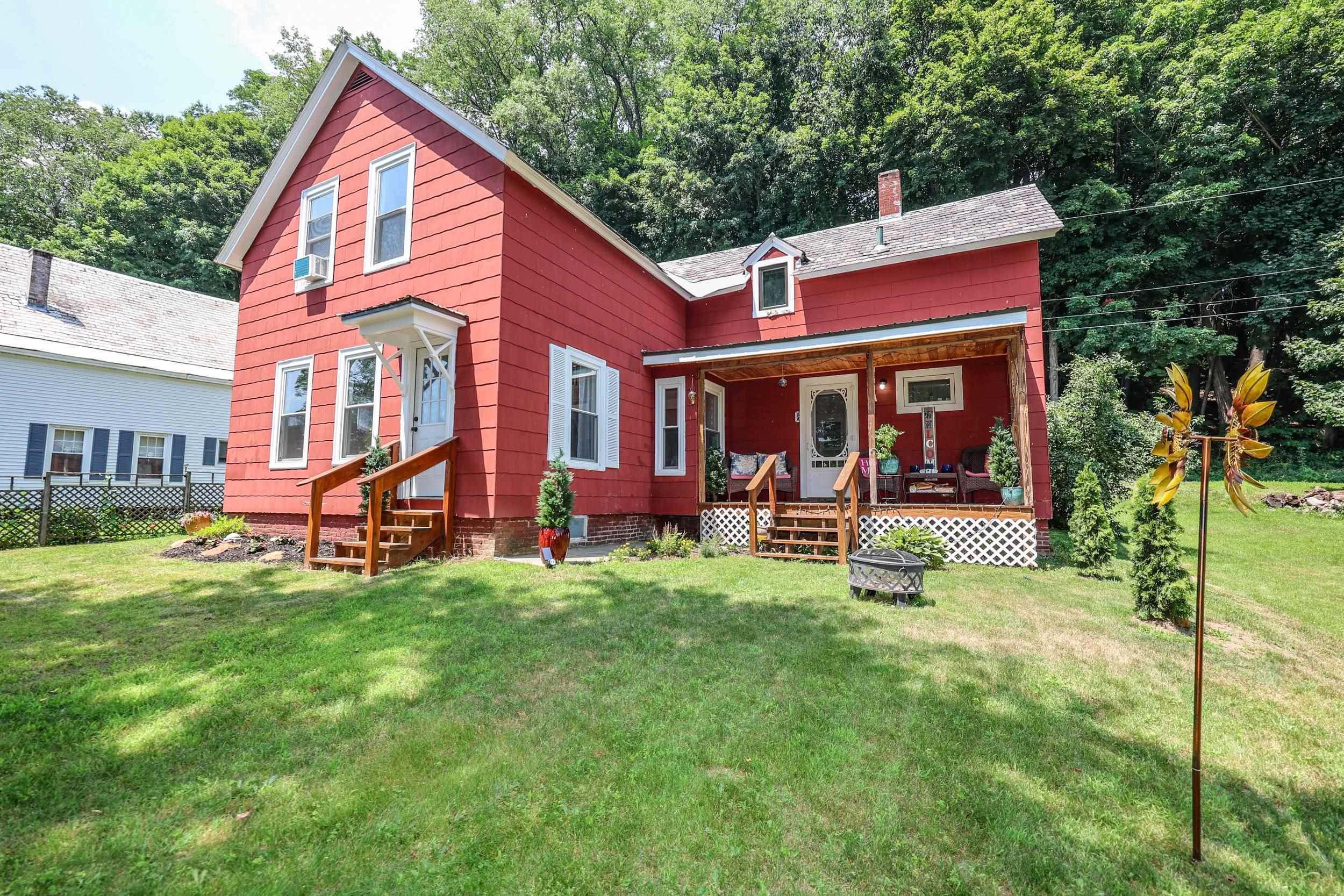 28 Spring Street Property Photo 1