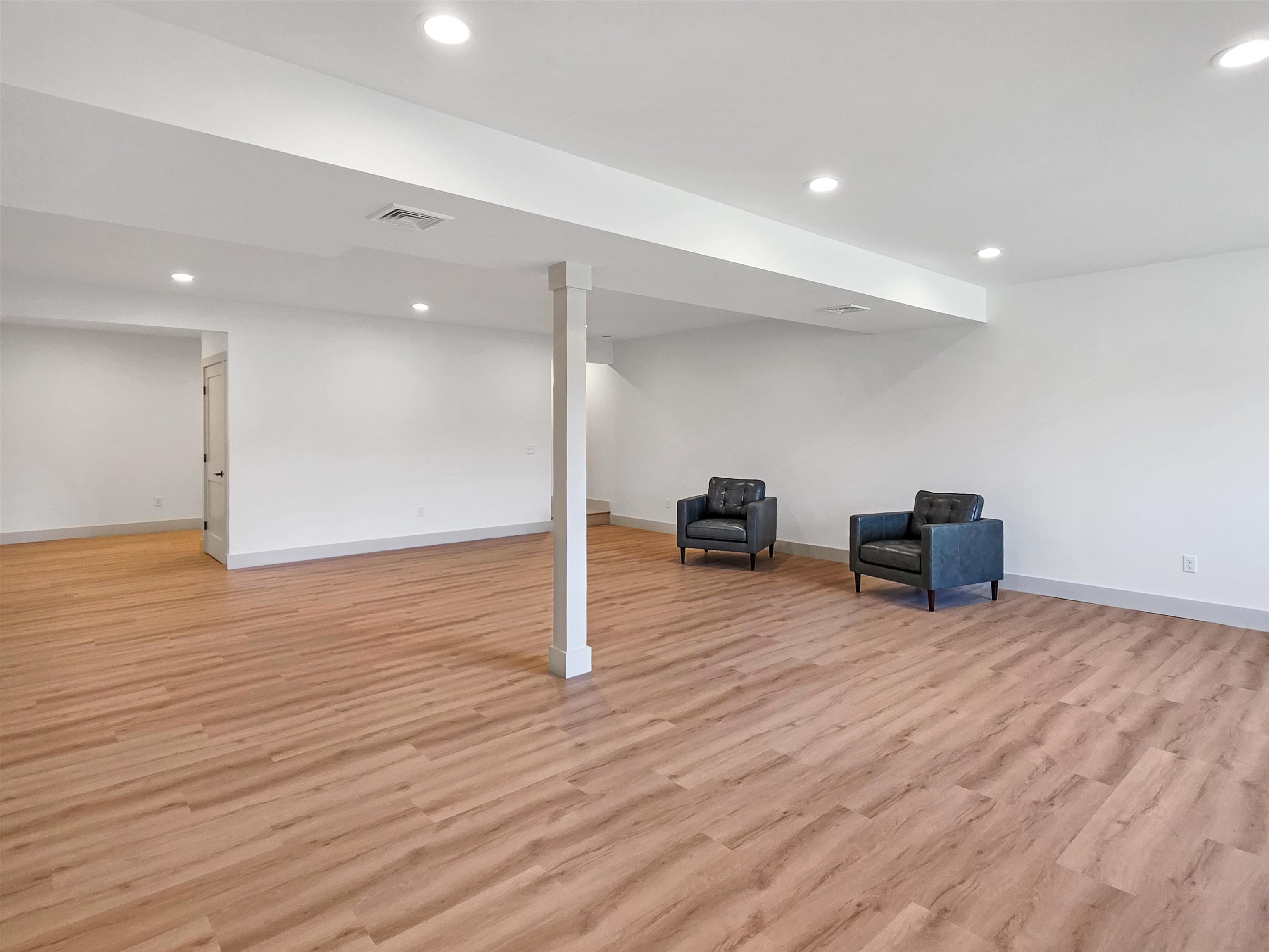 23 Charlotte Way Property Photo 45