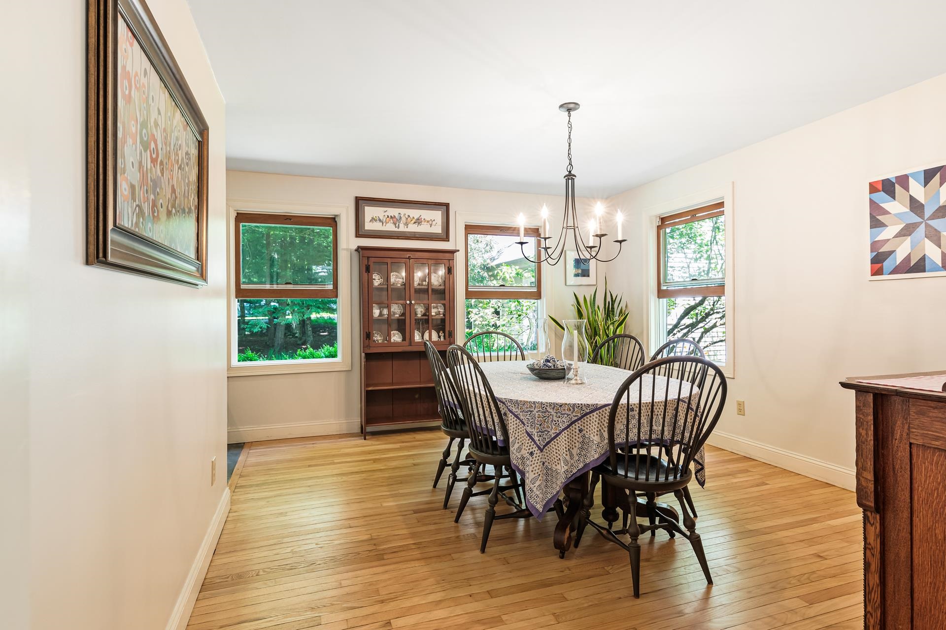 21 Hummingbird Hill Property Photo 6