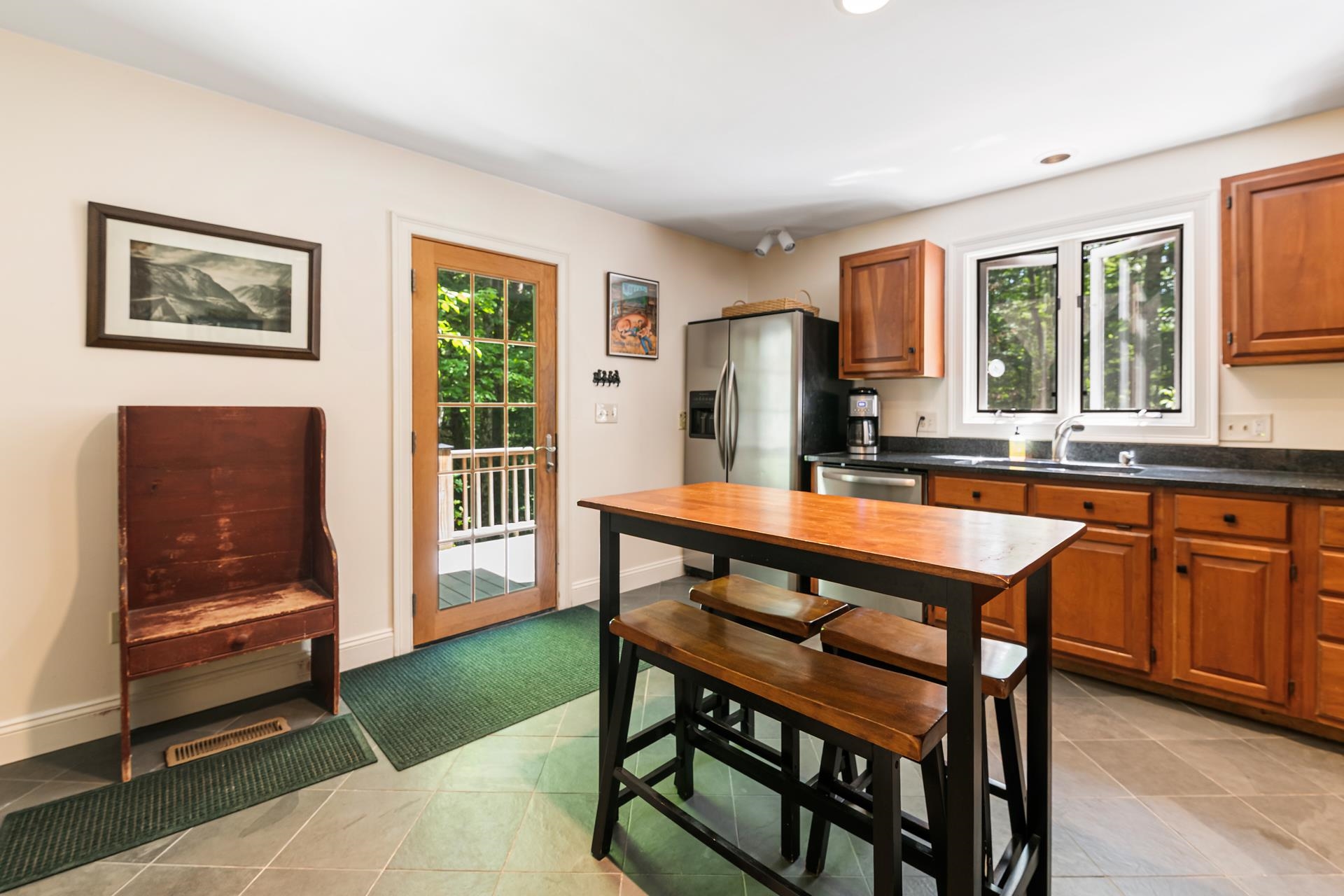 21 Hummingbird Hill Property Photo 10