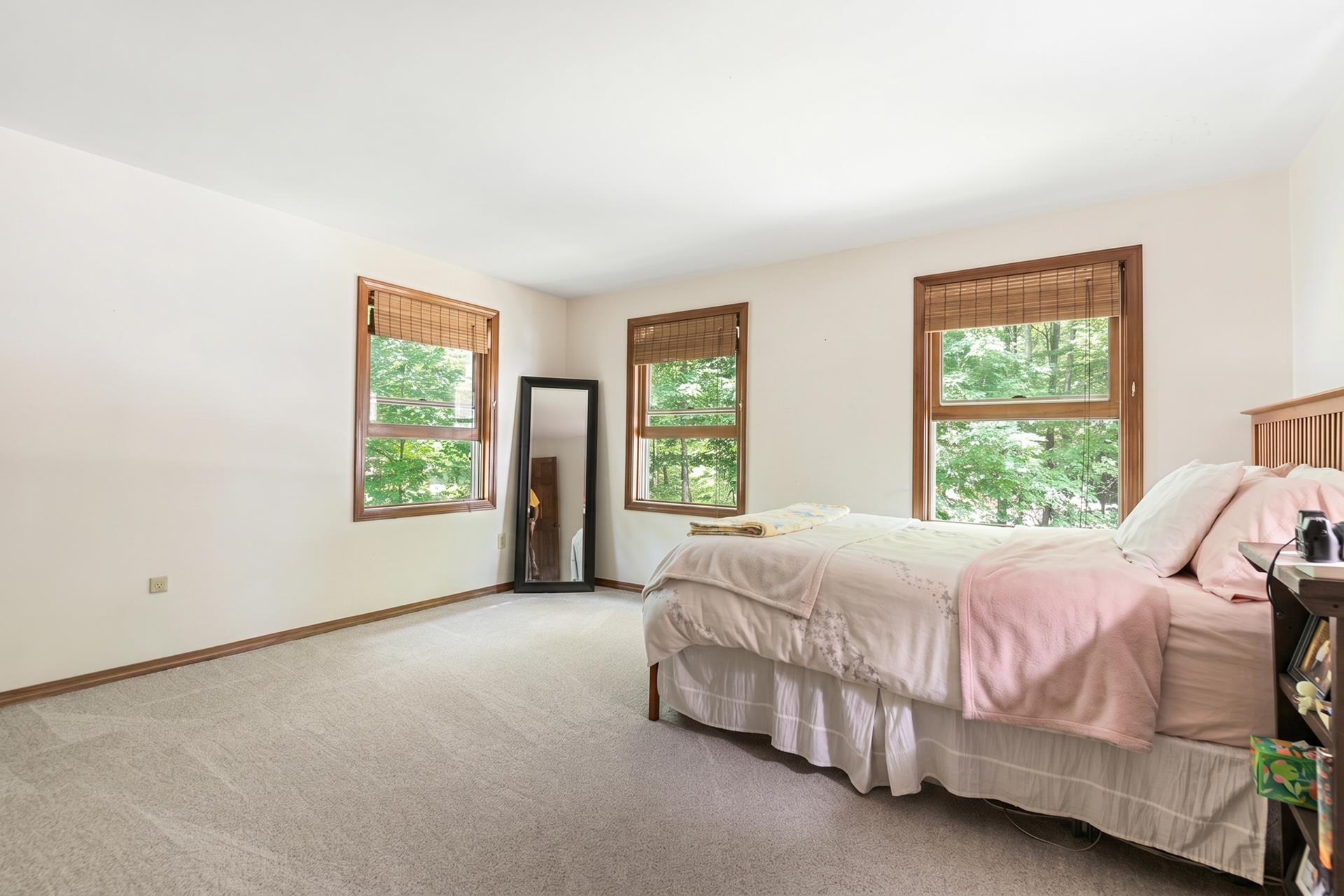 21 Hummingbird Hill Property Photo 32