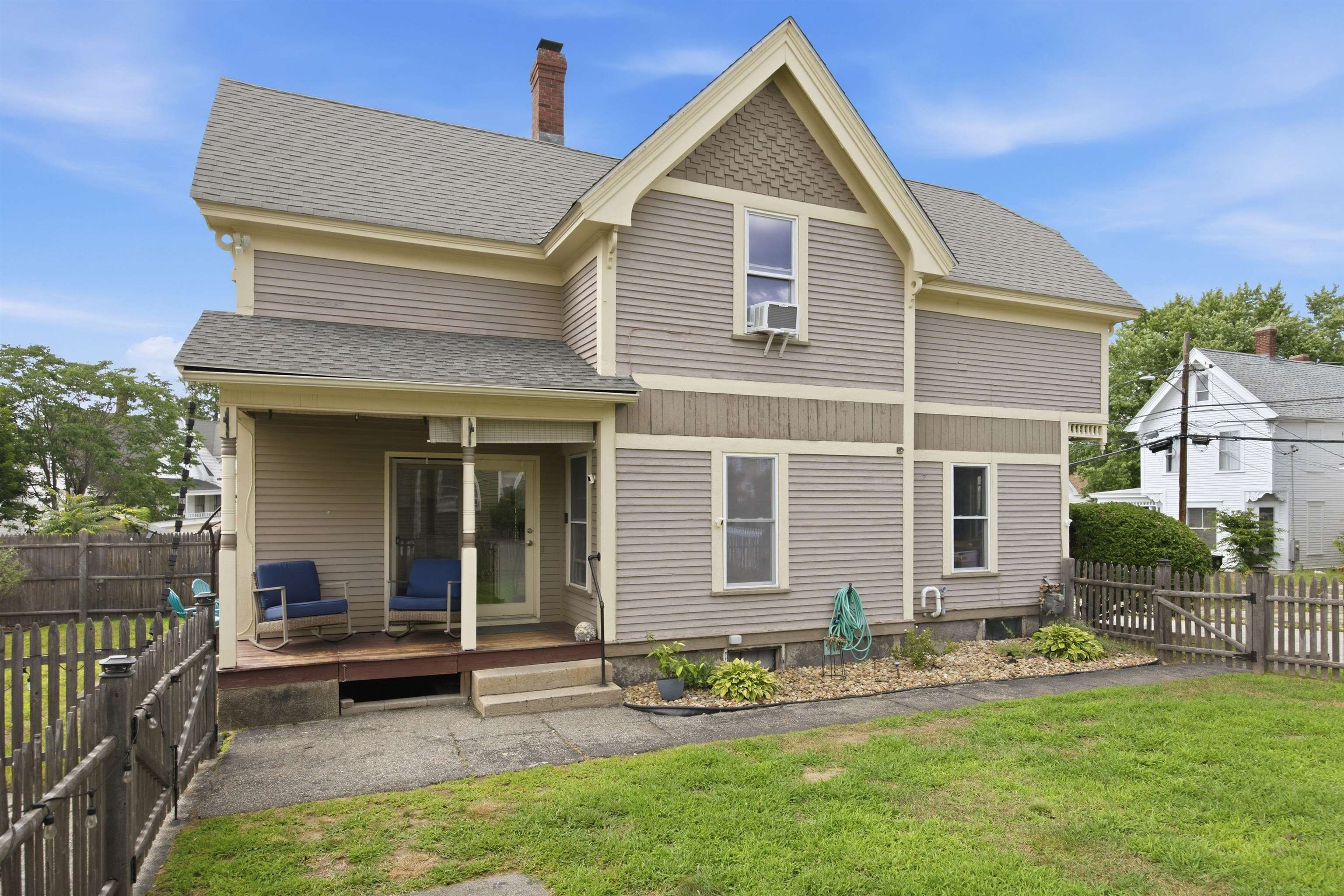 25 Dearborn Street Property Photo 6