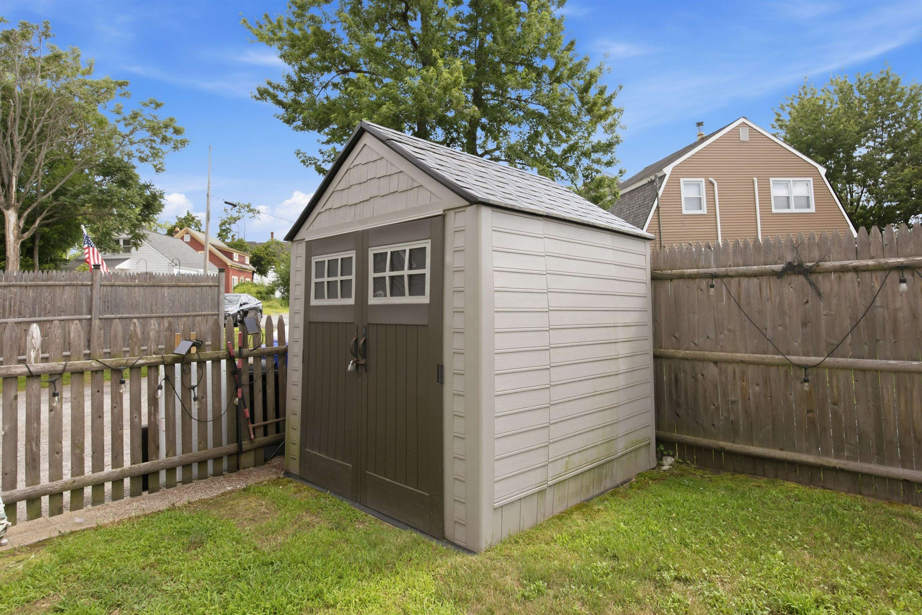 25 Dearborn Street Property Photo 13