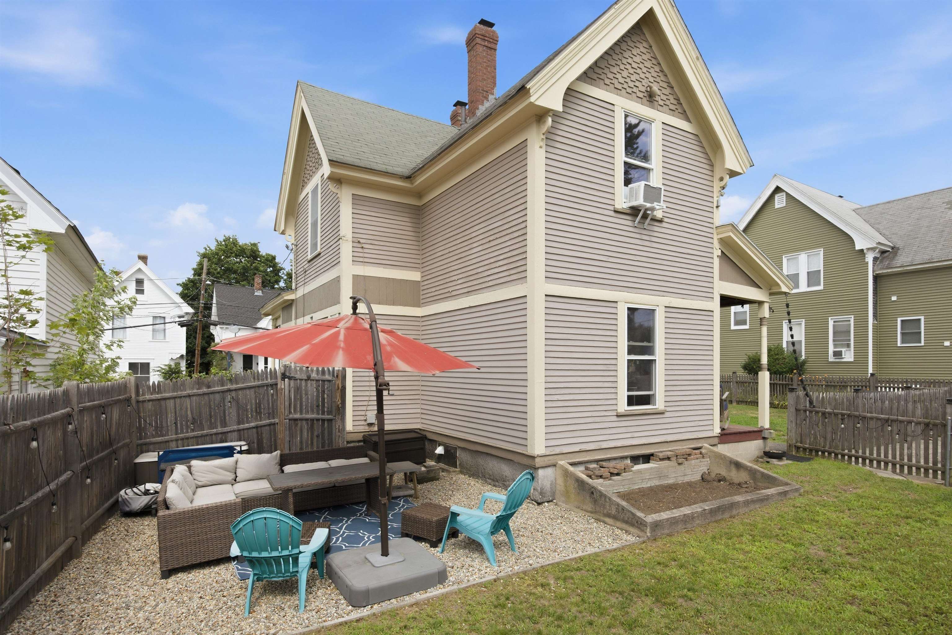 25 Dearborn Street Property Photo 15