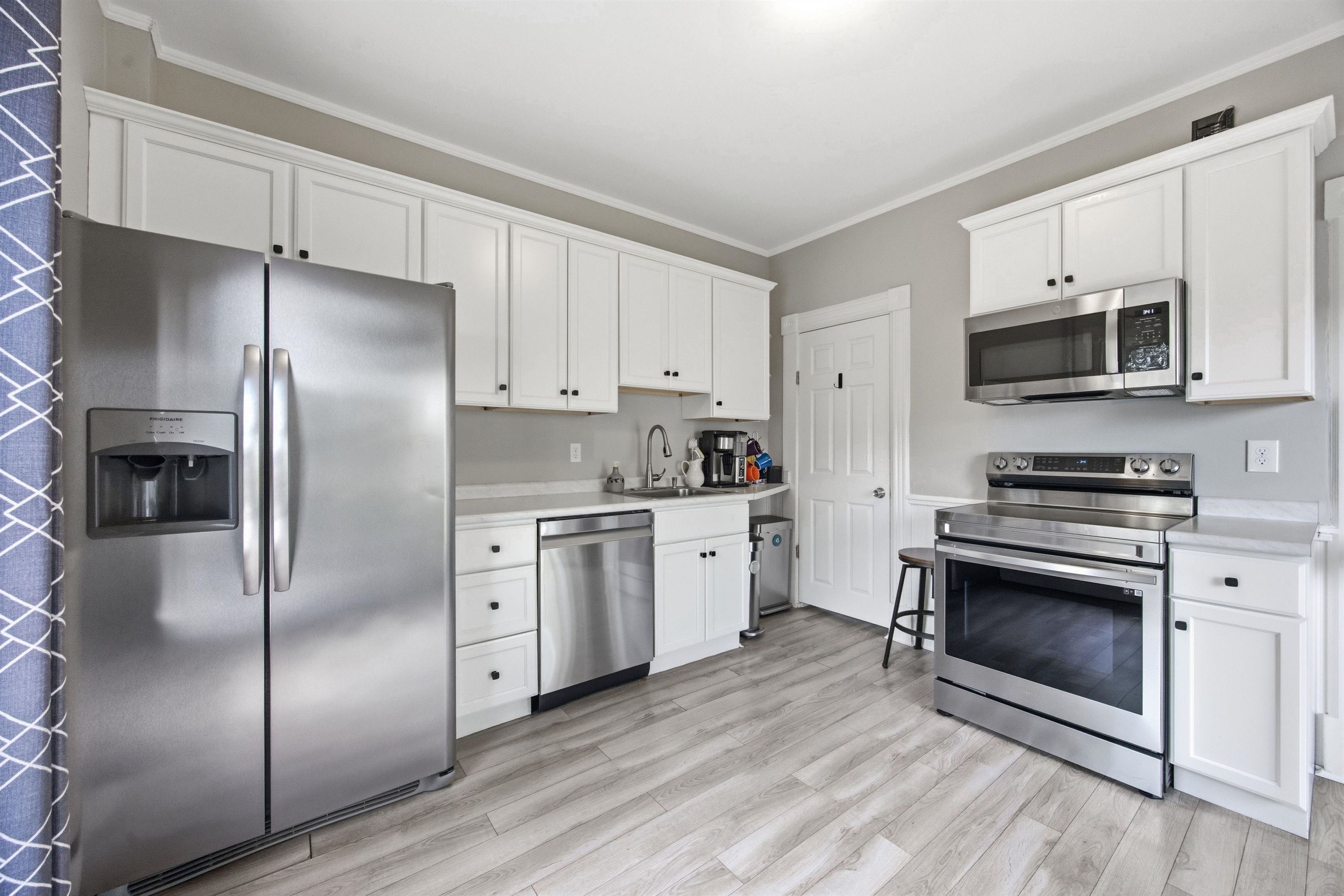 25 Dearborn Street Property Photo 22