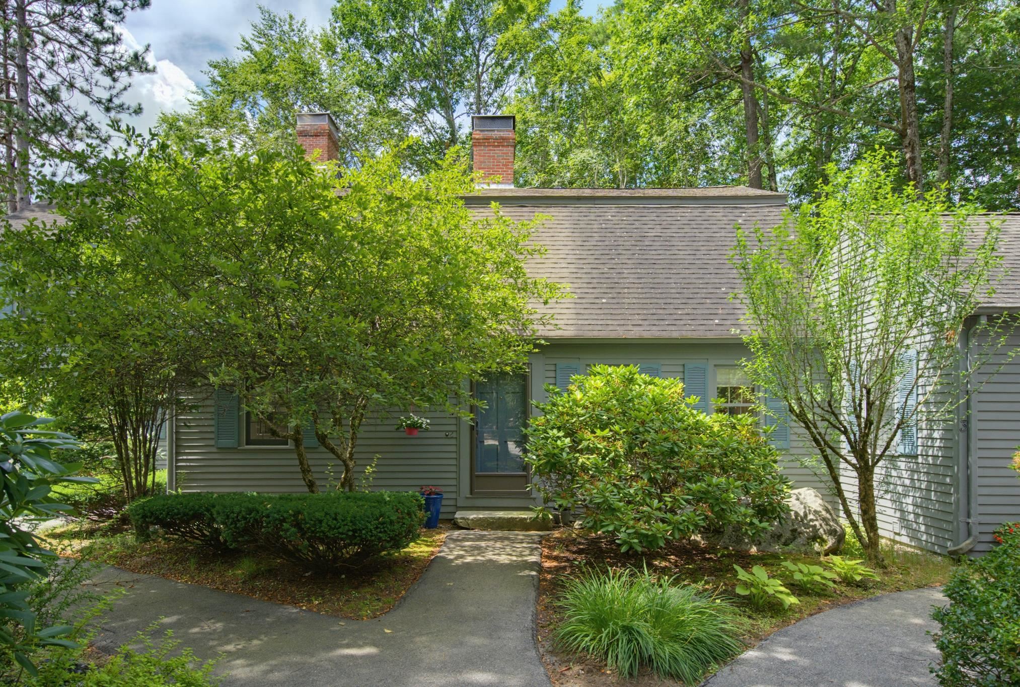 2 Coach Road Property Photo 1