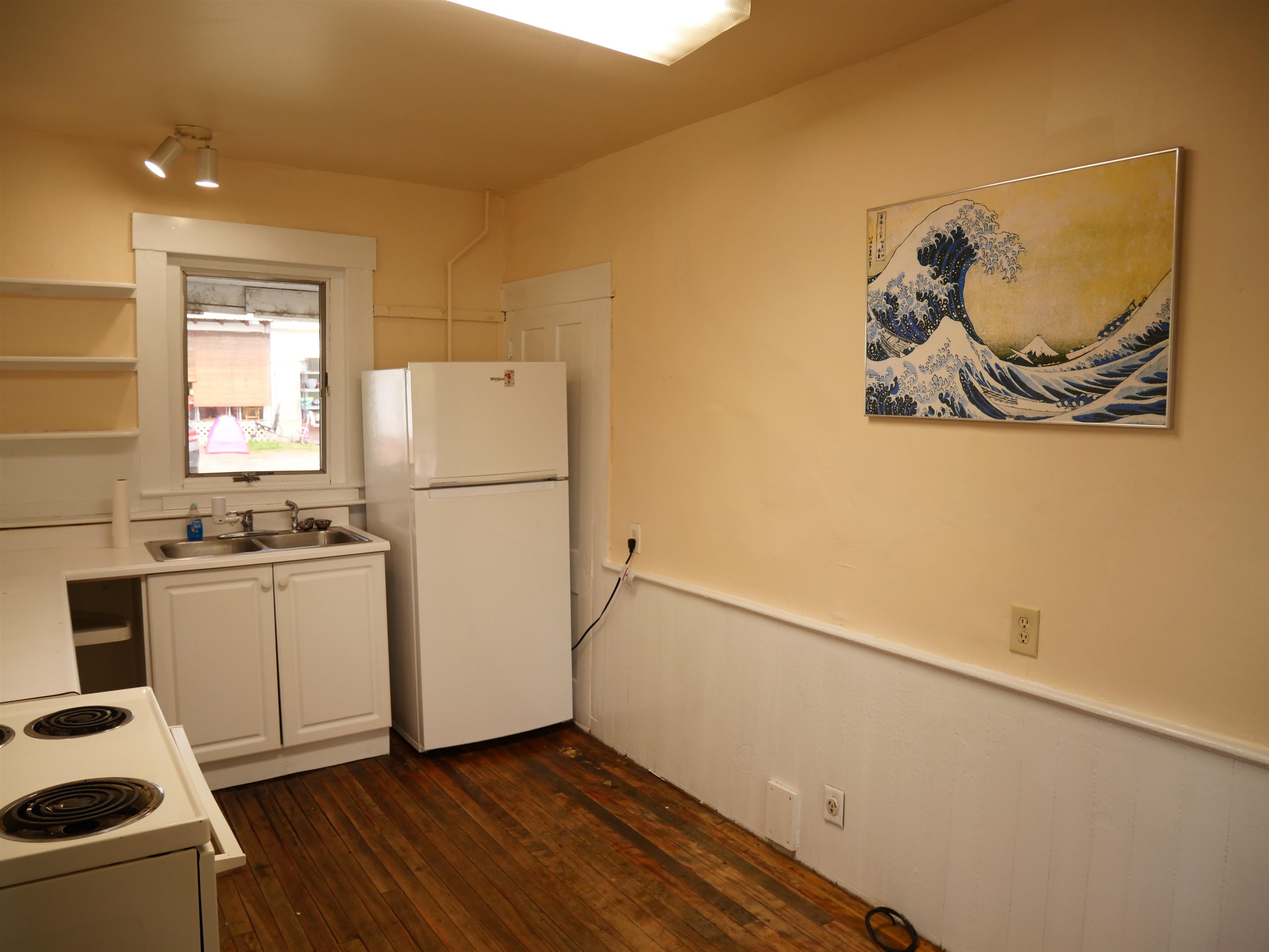 731 Hill Street Property Photo 12