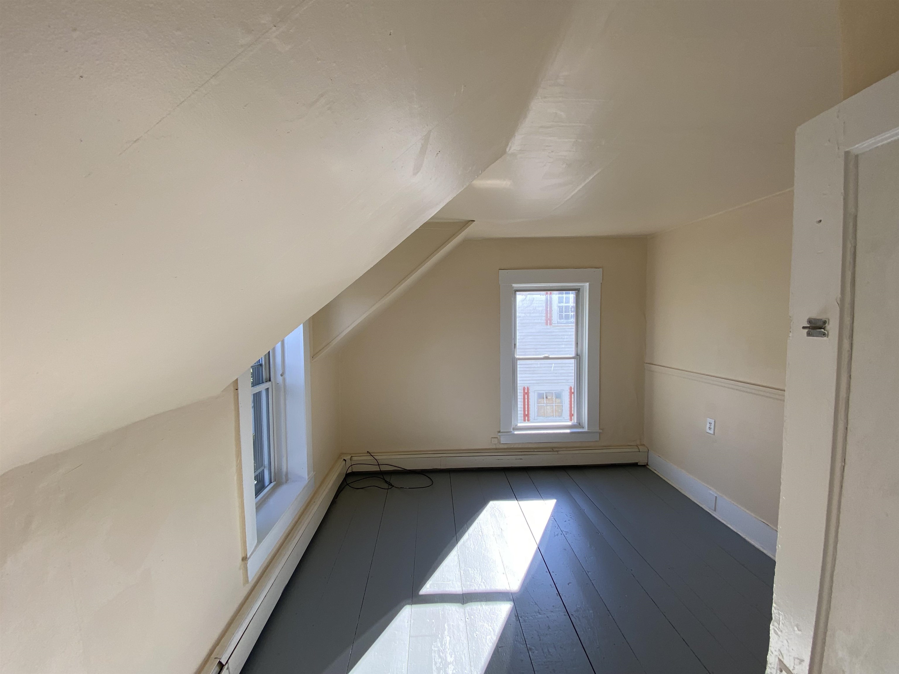 731 Hill Street Property Photo 17