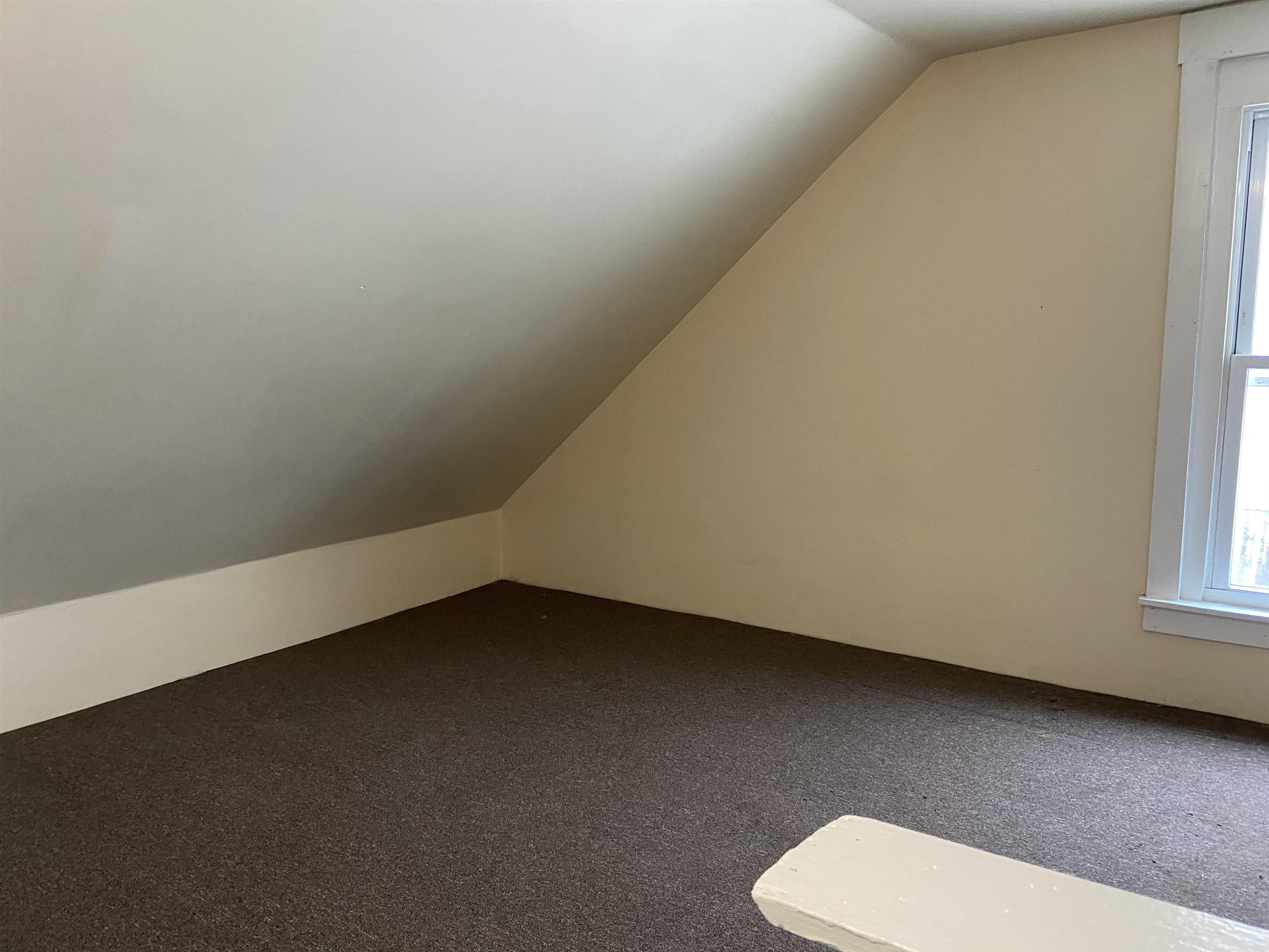 72 Williams Street Property Photo 13