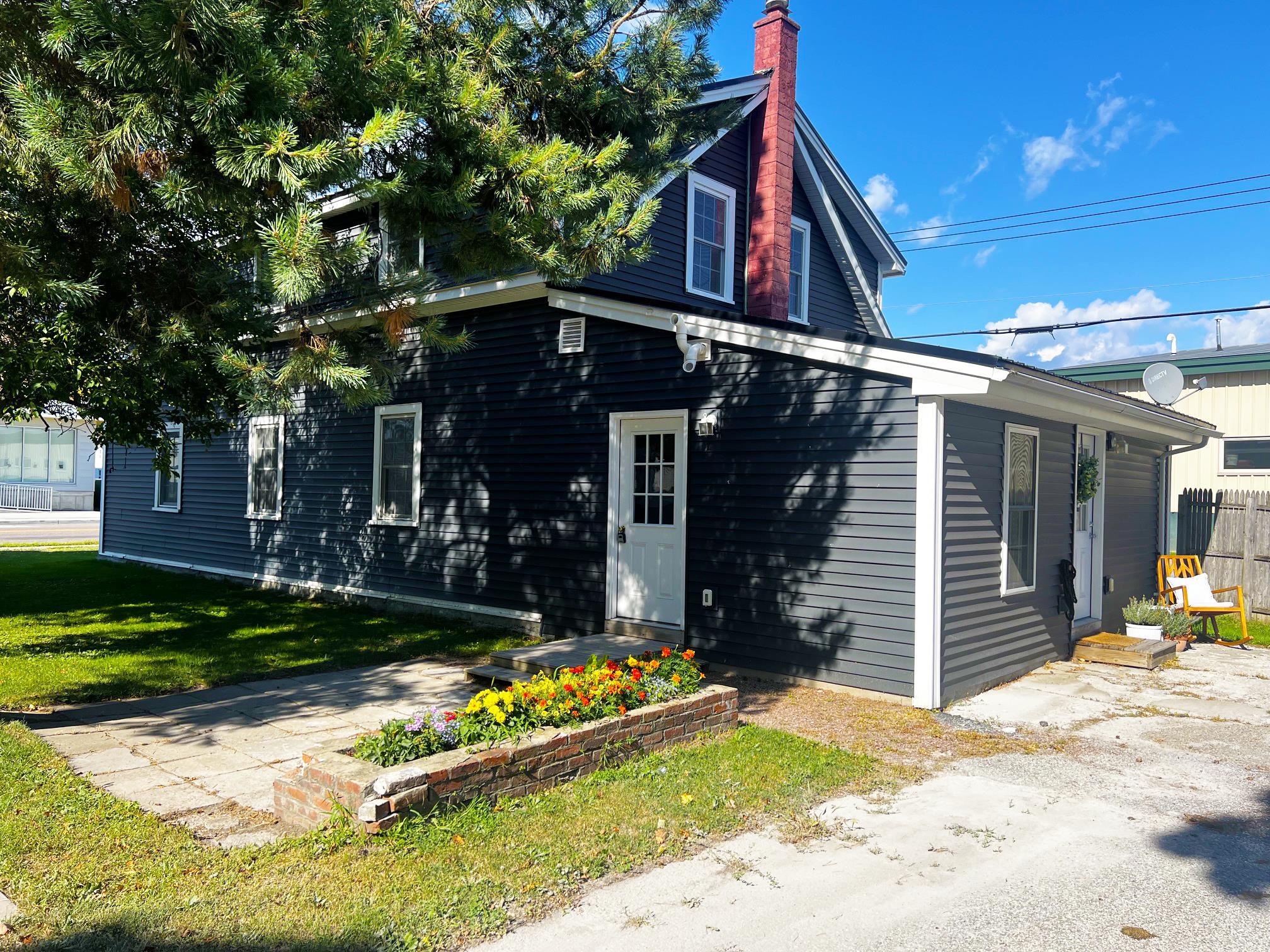 170 Lake Street Property Photo 5