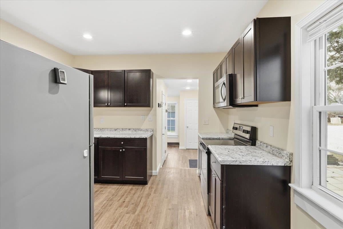 170 Lake Street Property Photo 11