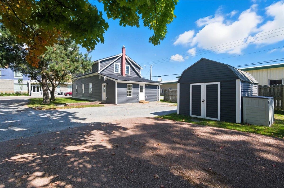 170 Lake Street Property Photo 34
