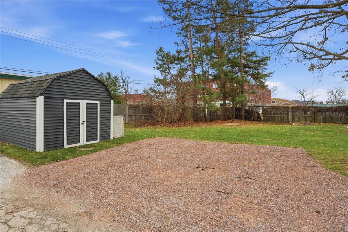 170 Lake Street Property Photo 37