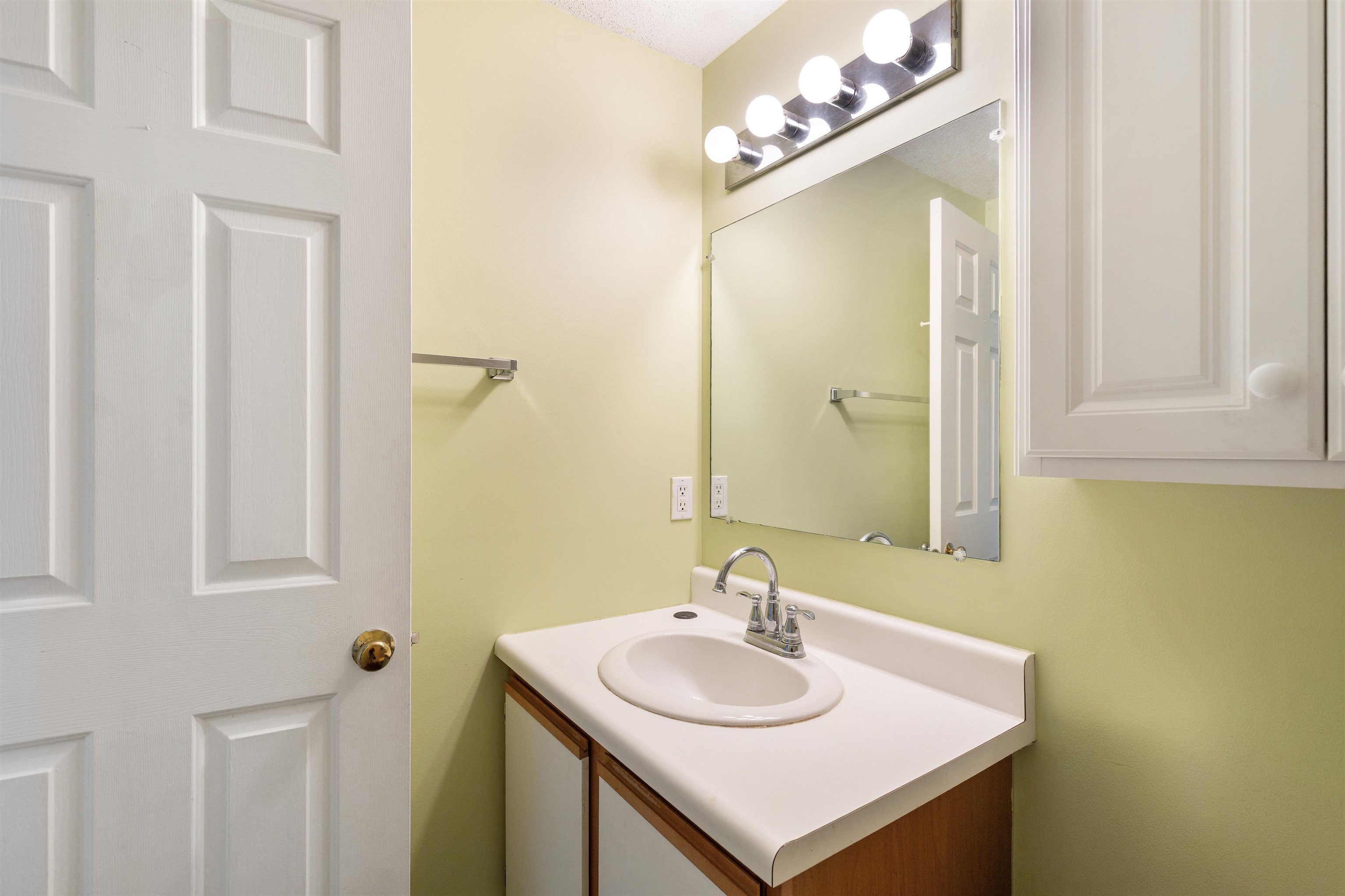16 Hemlock Ridge Drive Property Photo 16