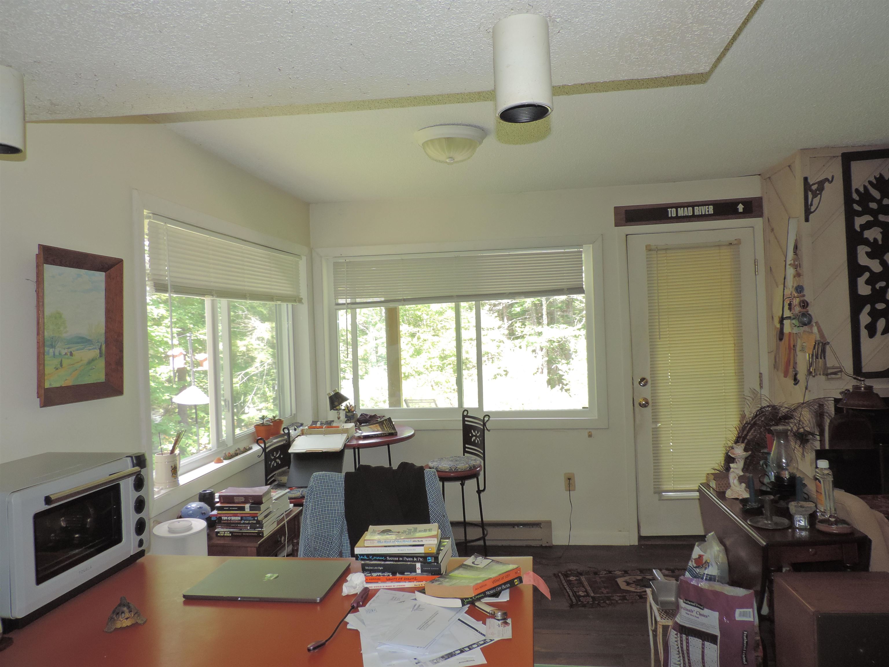 19 Mountain Brook Way Property Photo 6