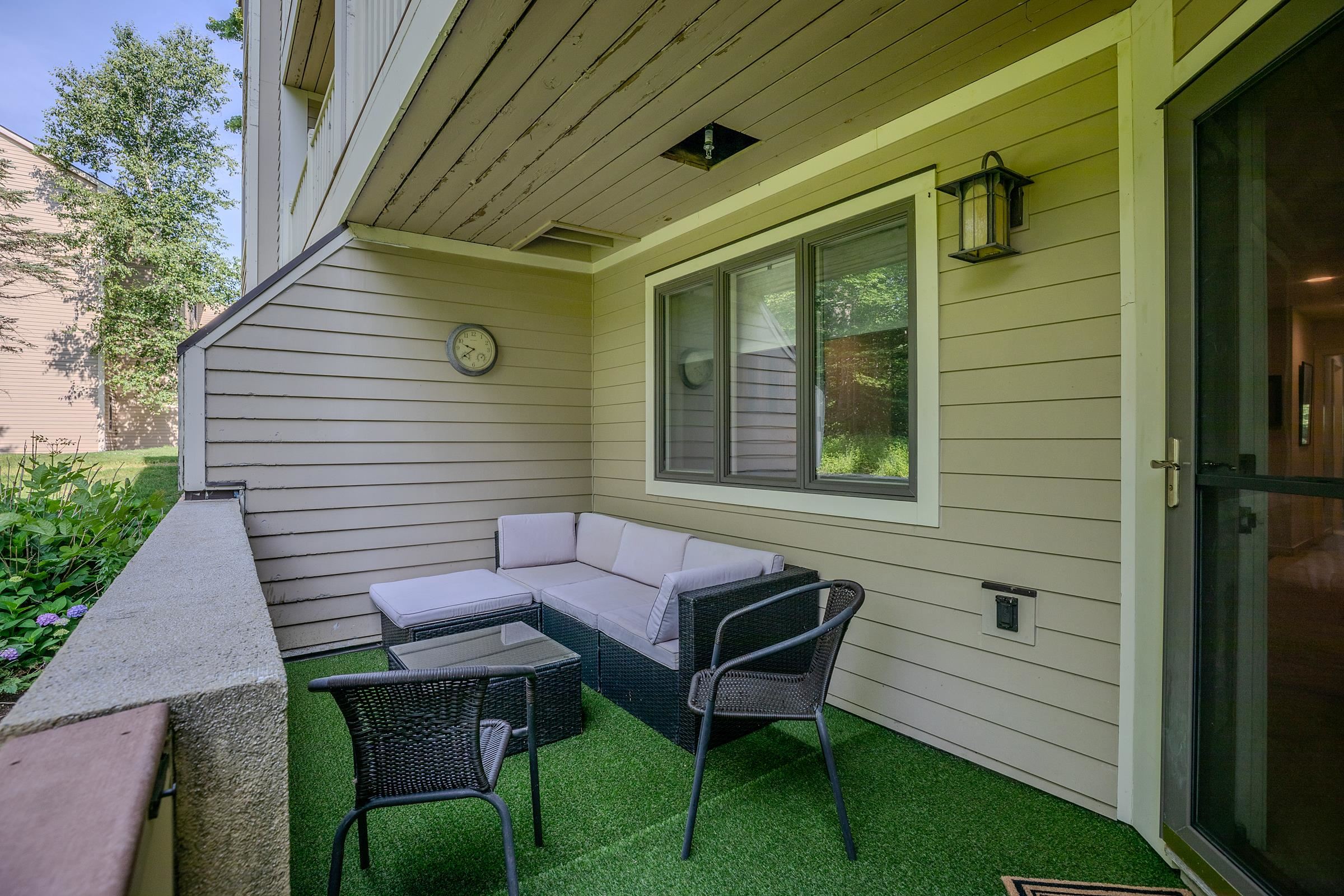 65 East Birch Road Property Photo 6