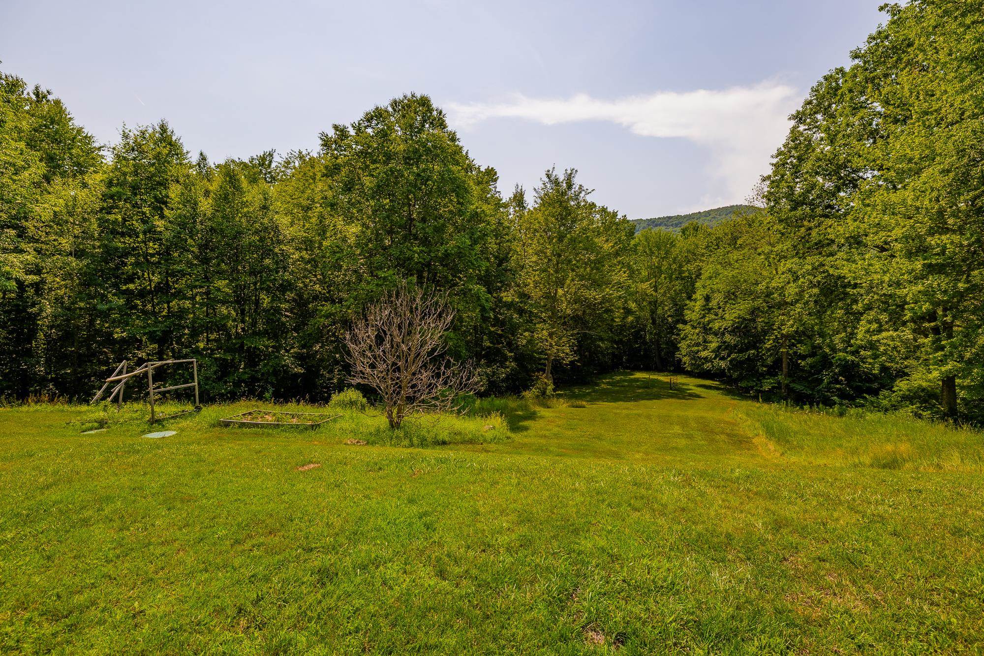 1039 Berwal Road Property Photo 9