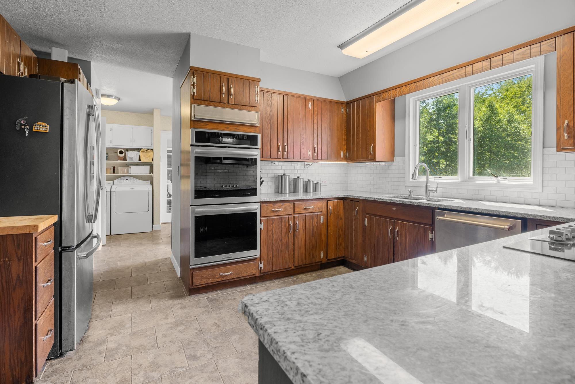 1039 Berwal Road Property Photo 17