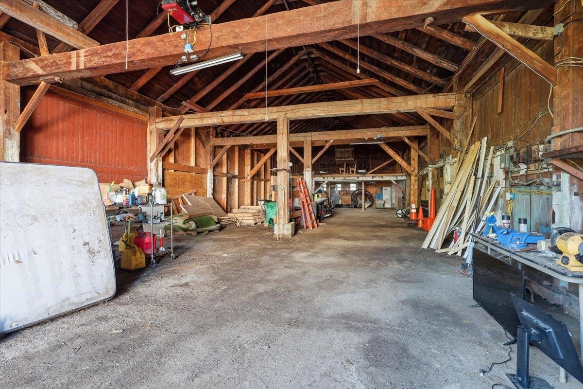 527 Heineberg Drive Property Photo 13