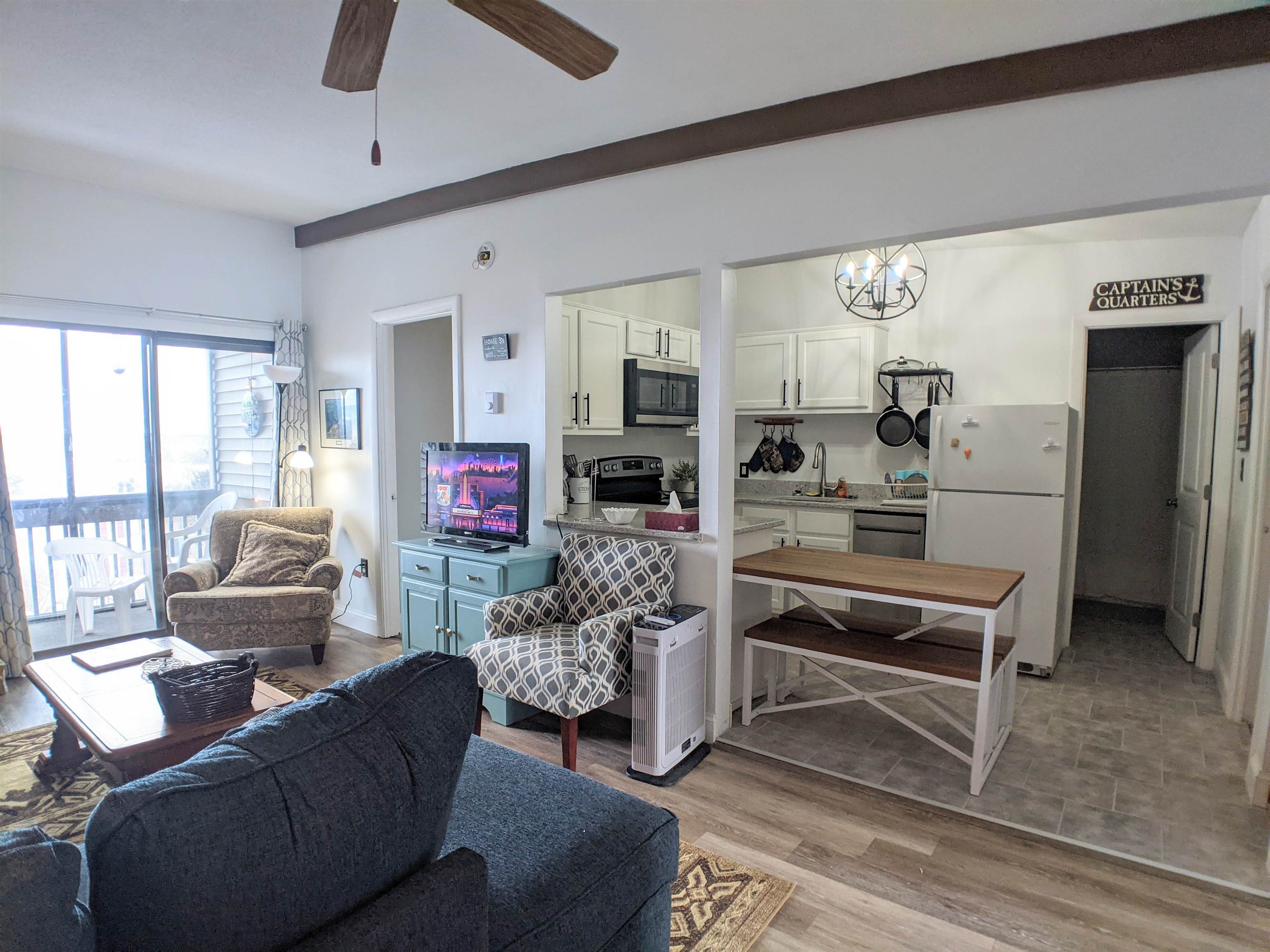 178 Treetop Circle Property Photo 2
