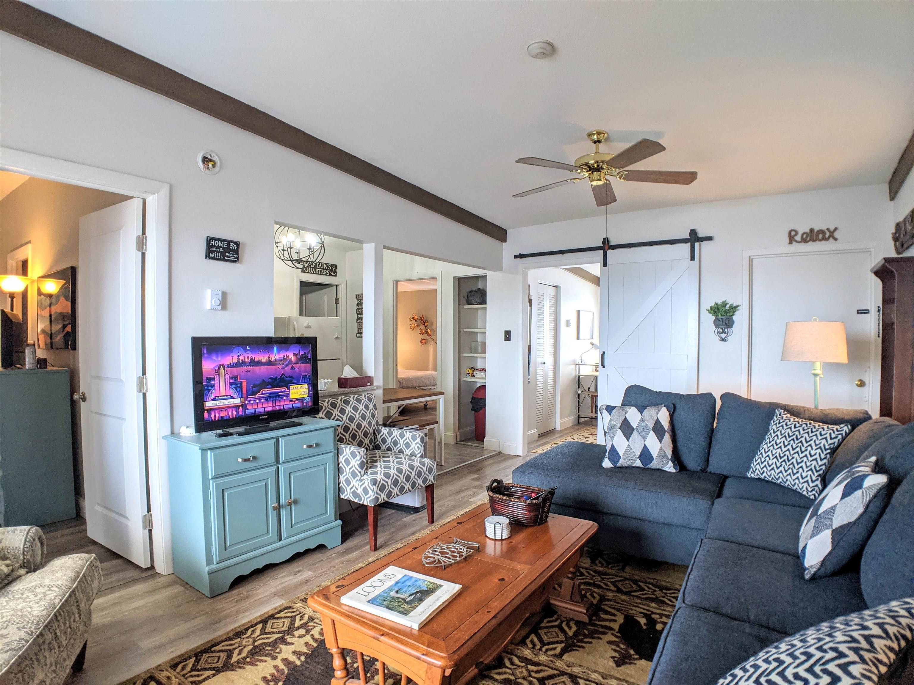 178 Treetop Circle Property Photo 4