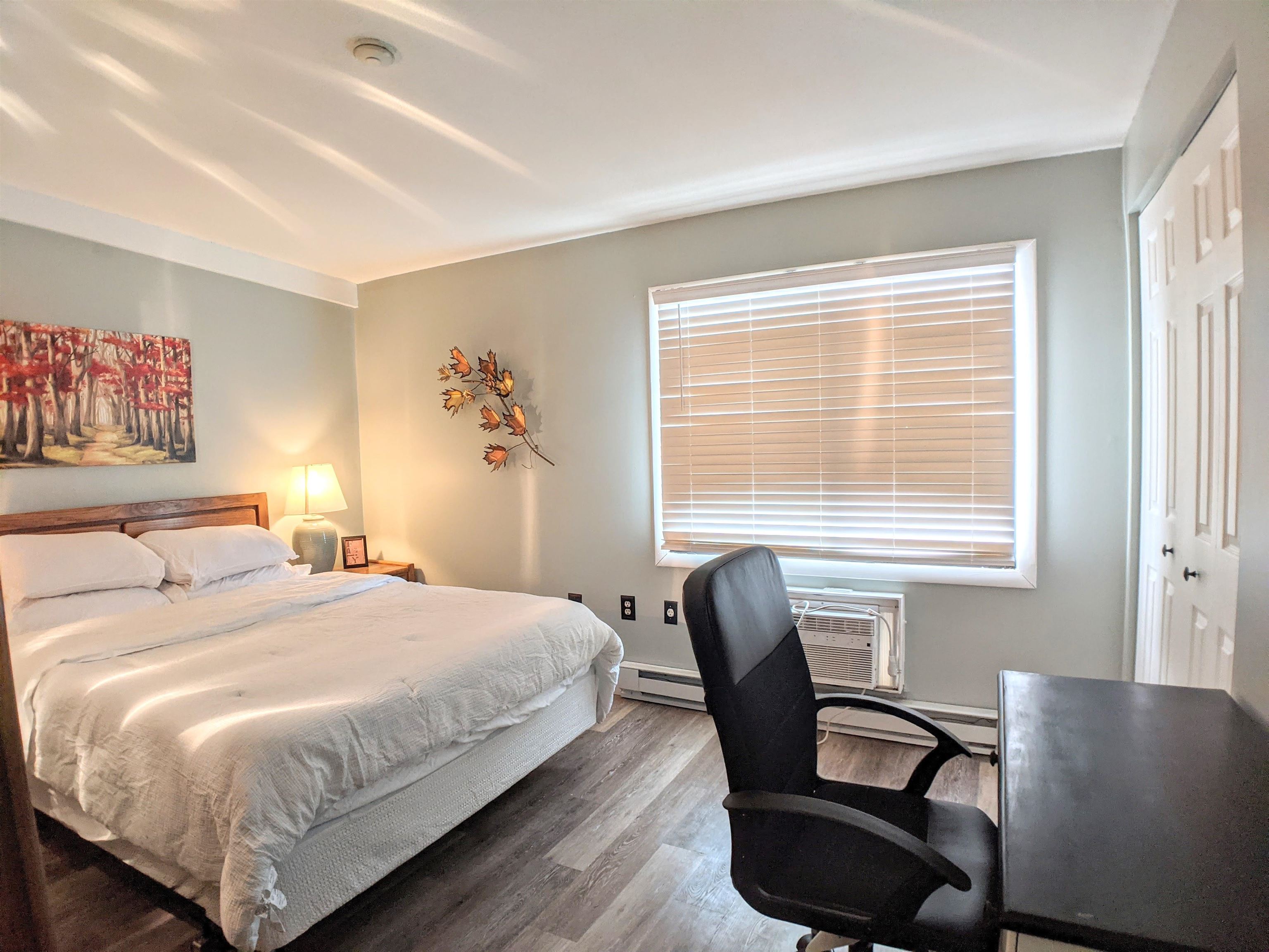 178 Treetop Circle Property Photo 8
