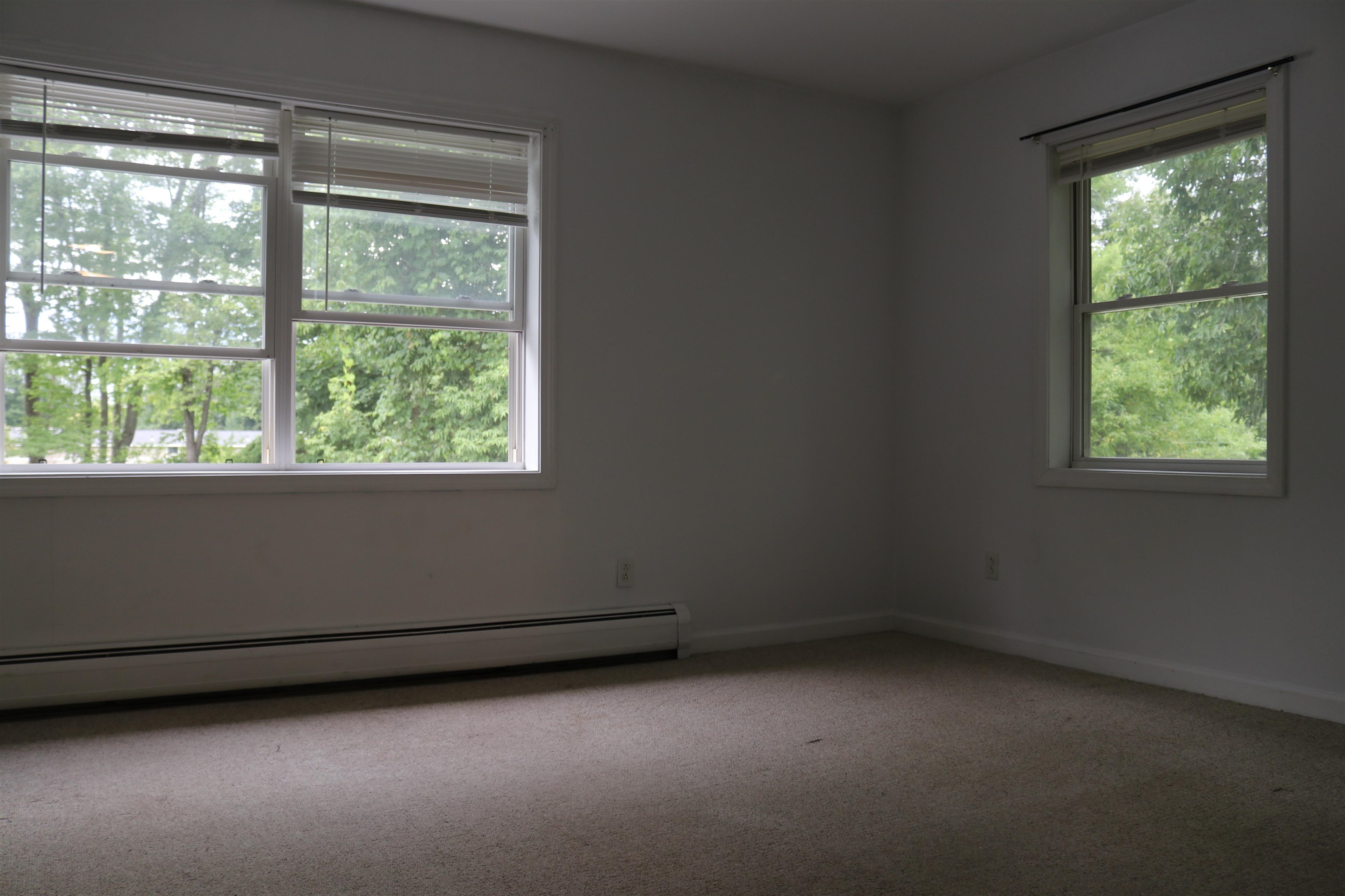 156 West Street Property Photo 6