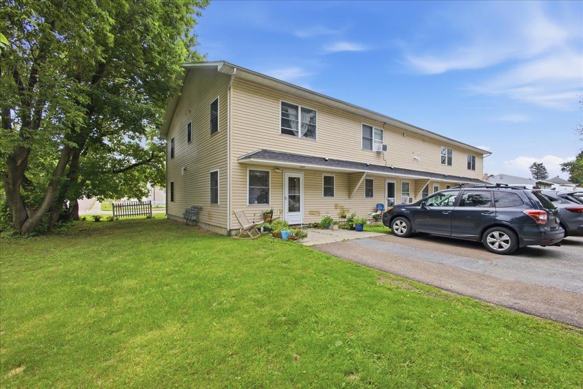 156 West Street Property Photo 19