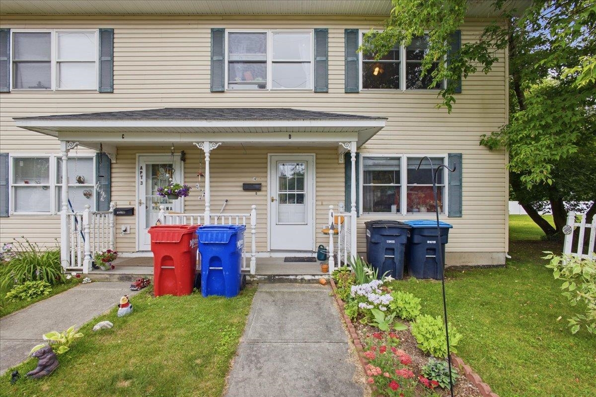 156 West Street Property Photo 28
