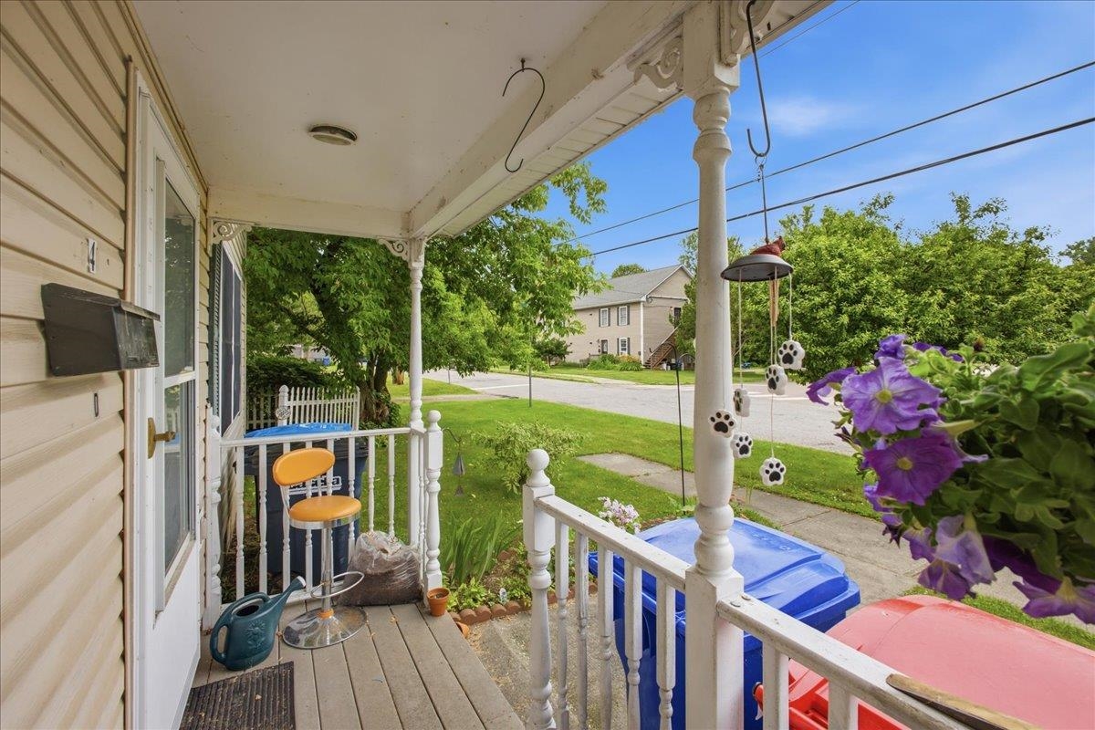 156 West Street Property Photo 29