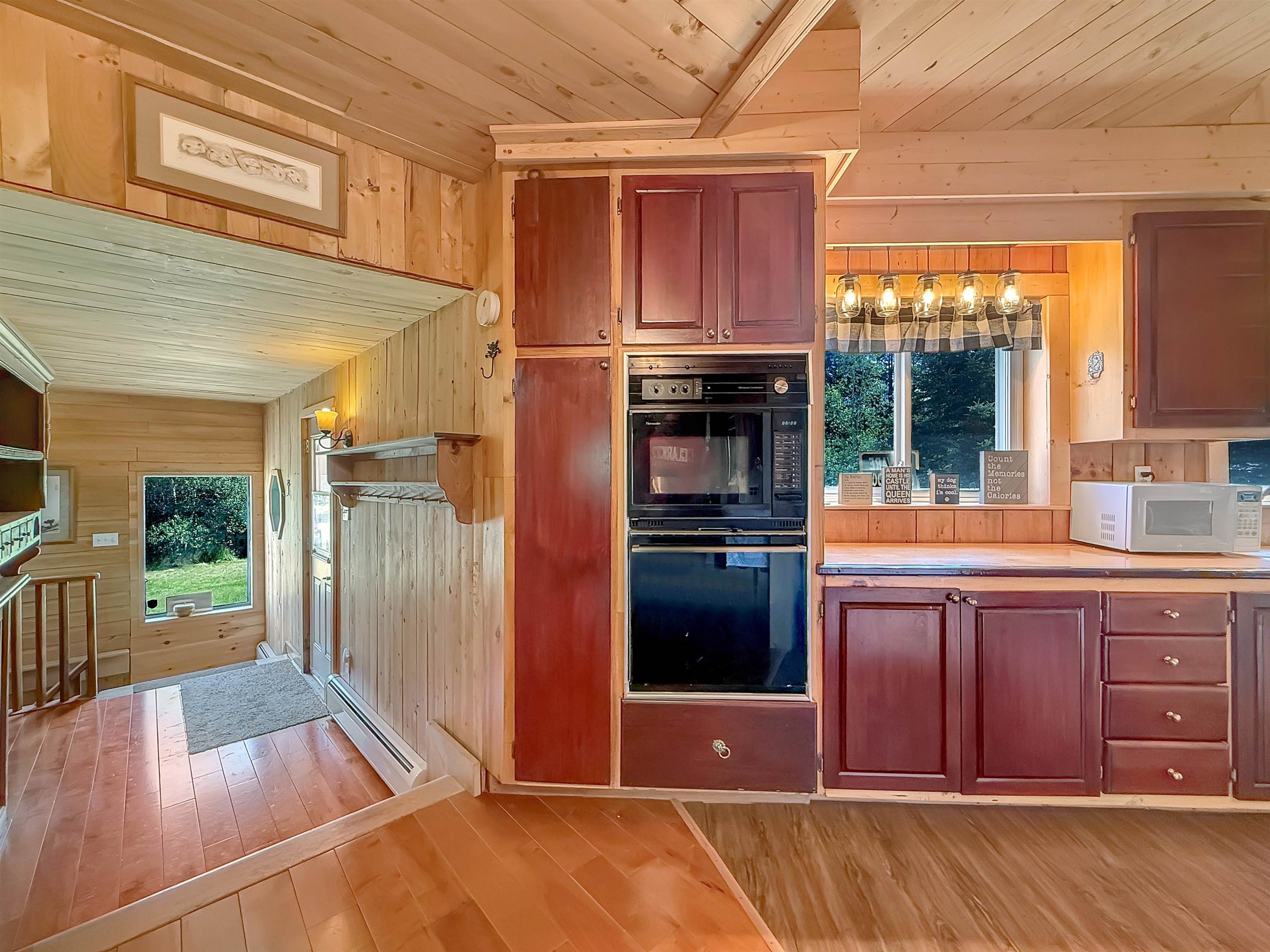 517 River Road Property Photo 6